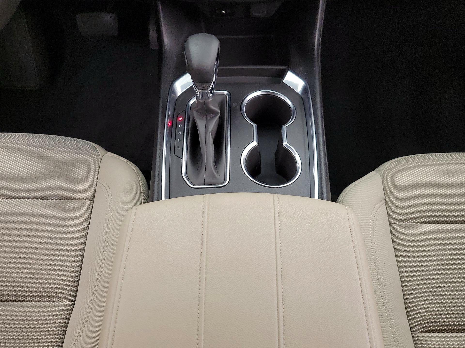 Thumbnail: 2023 Chevrolet Traverse - 17