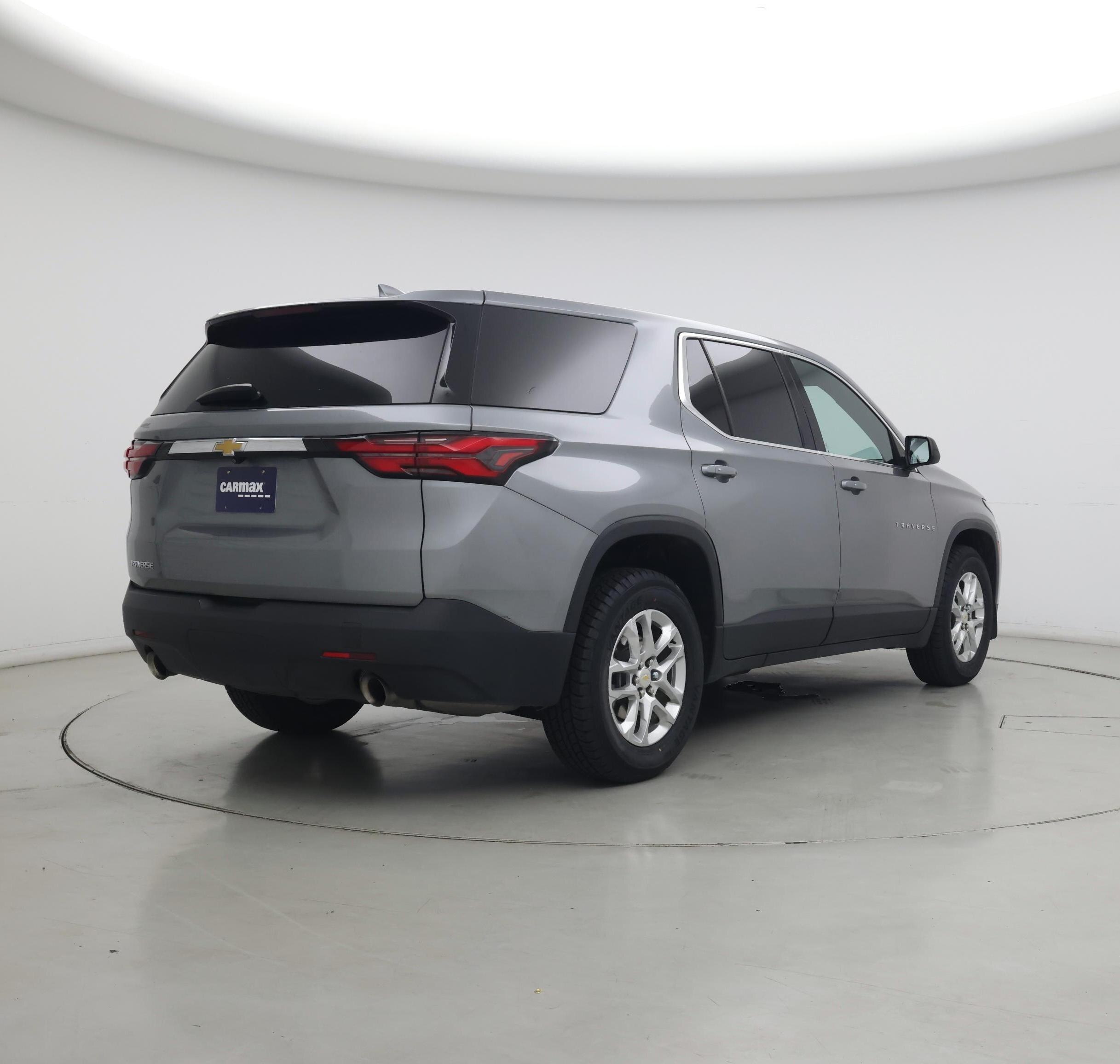 Thumbnail: 2023 Chevrolet Traverse - 8