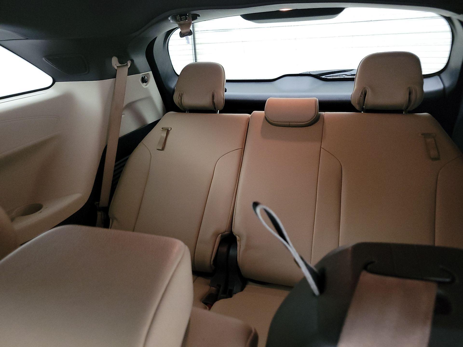 Thumbnail: 2021 Toyota Sienna - 20