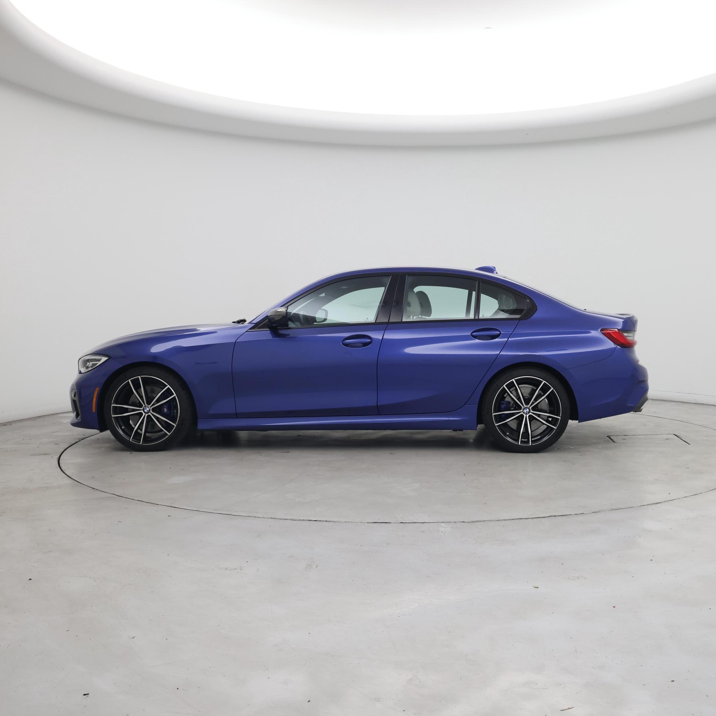 Thumbnail: 2020 BMW 3 Series - 3