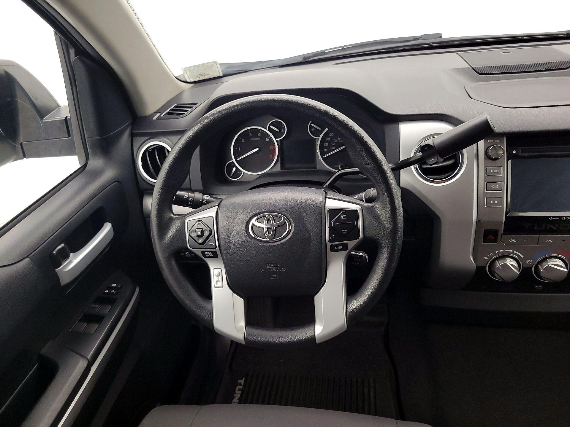 Thumbnail: 2016 Toyota Tundra - 10