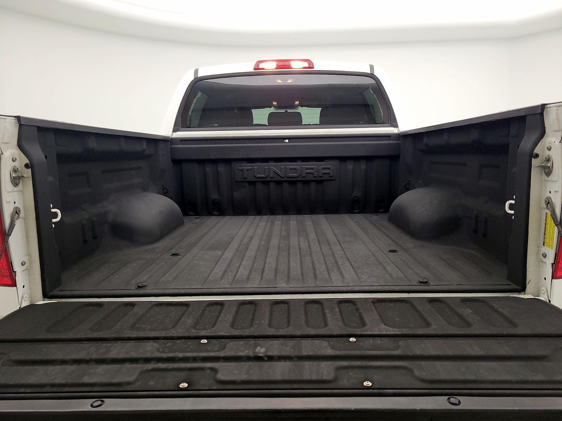 Thumbnail: 2016 Toyota Tundra - 20