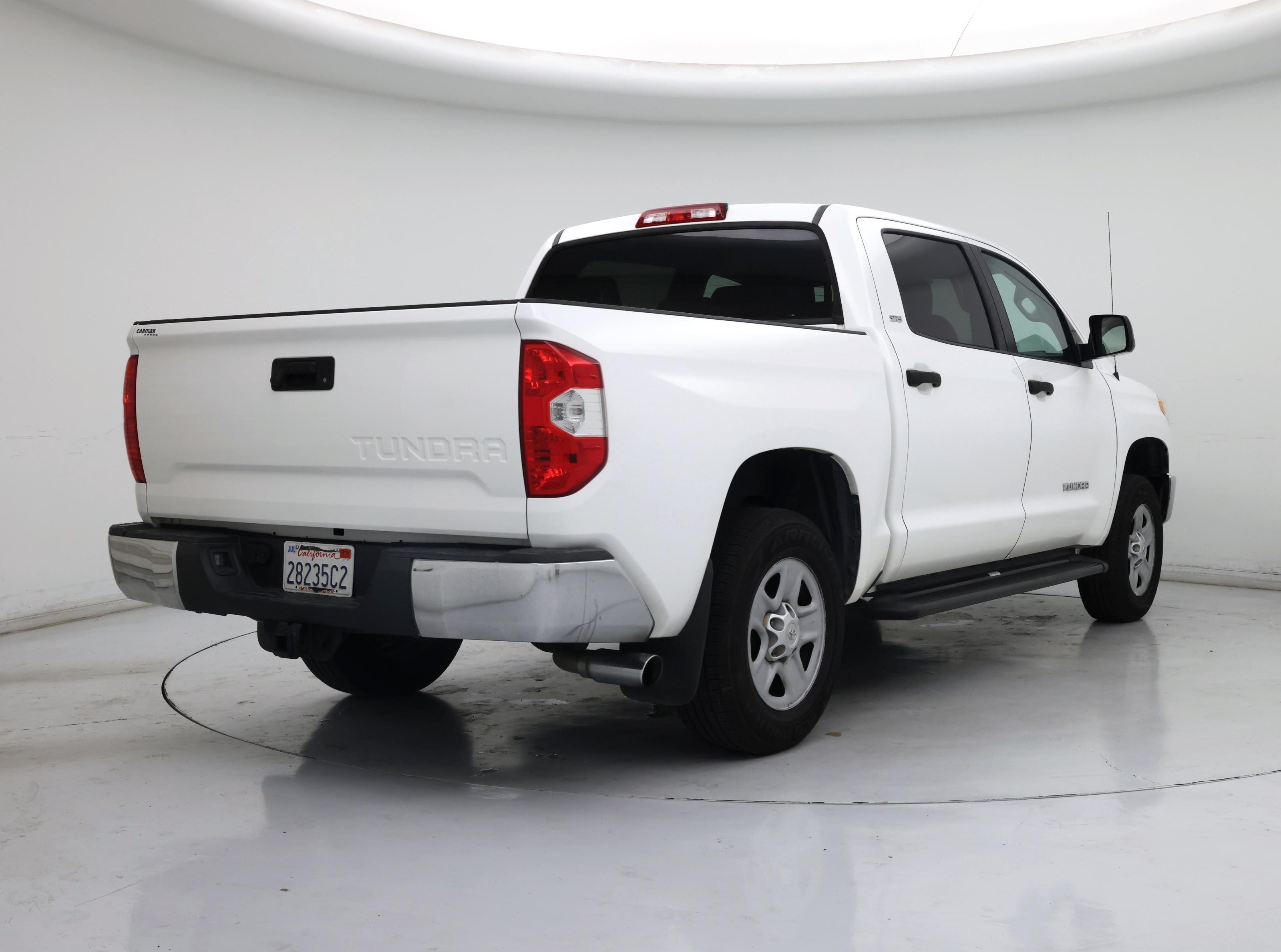 Thumbnail: 2016 Toyota Tundra - 8