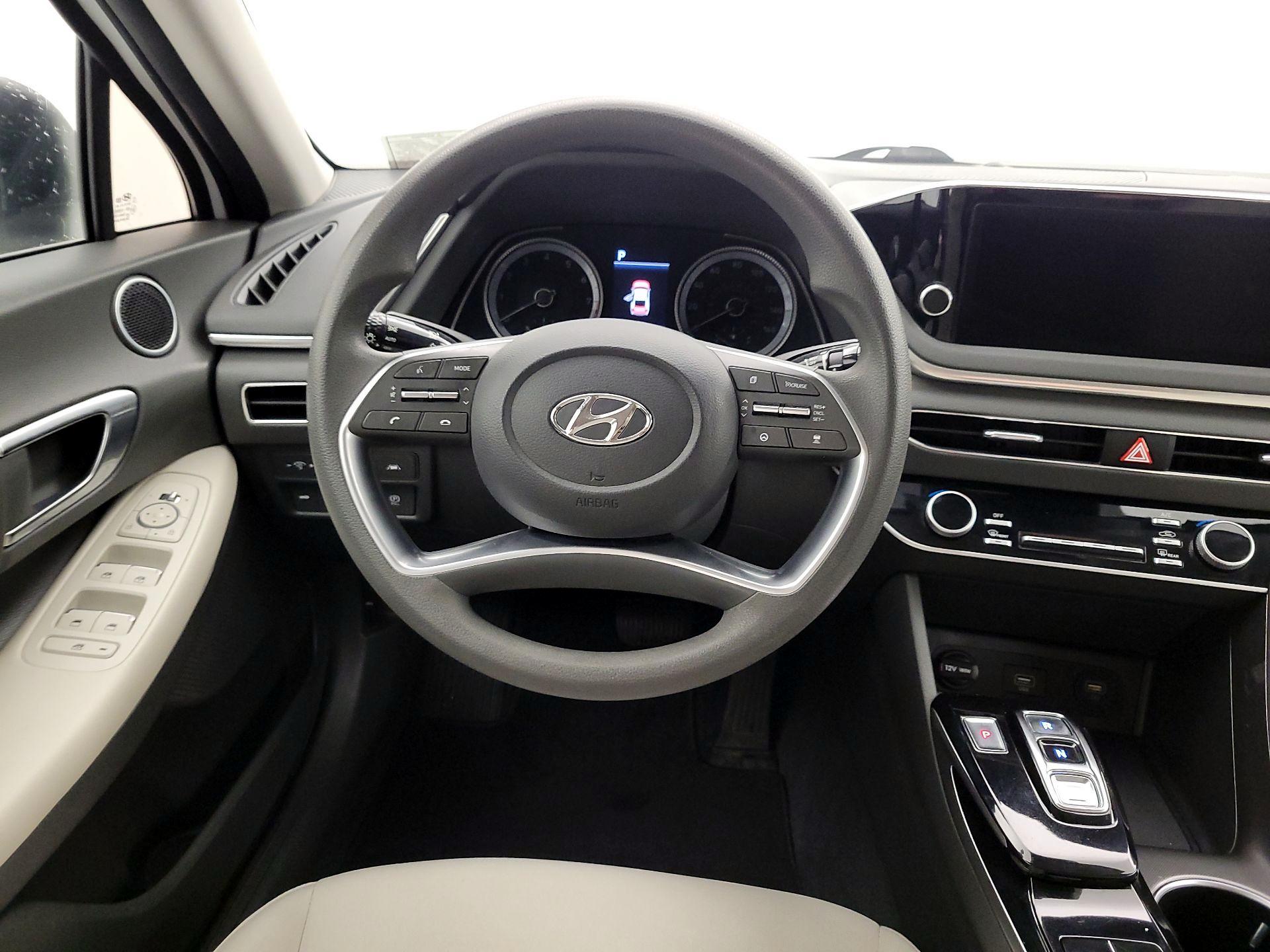 Thumbnail: 2023 Hyundai Sonata - 10