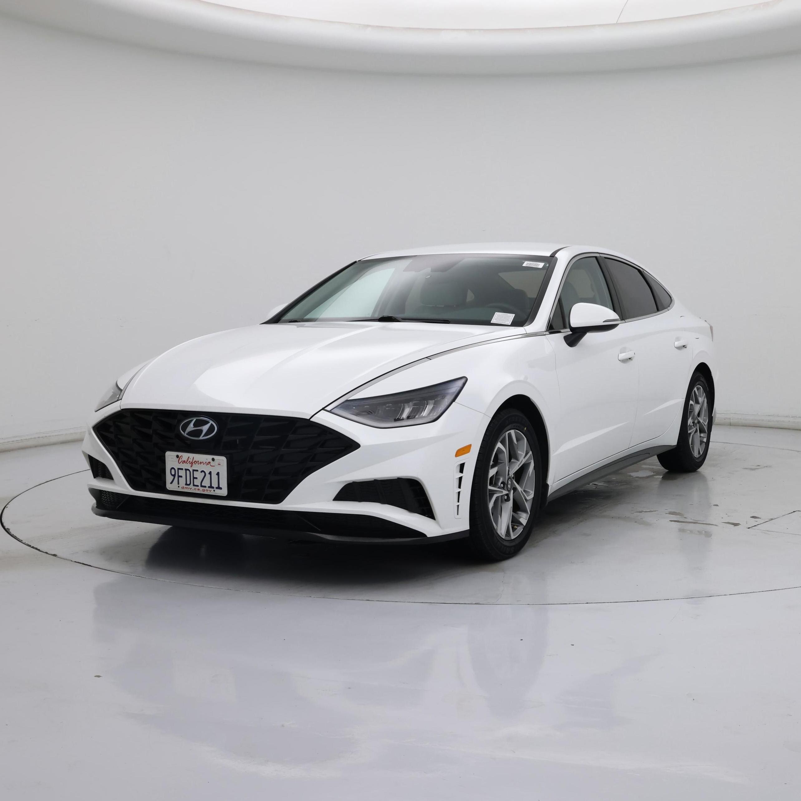 Thumbnail: 2023 Hyundai Sonata - 4