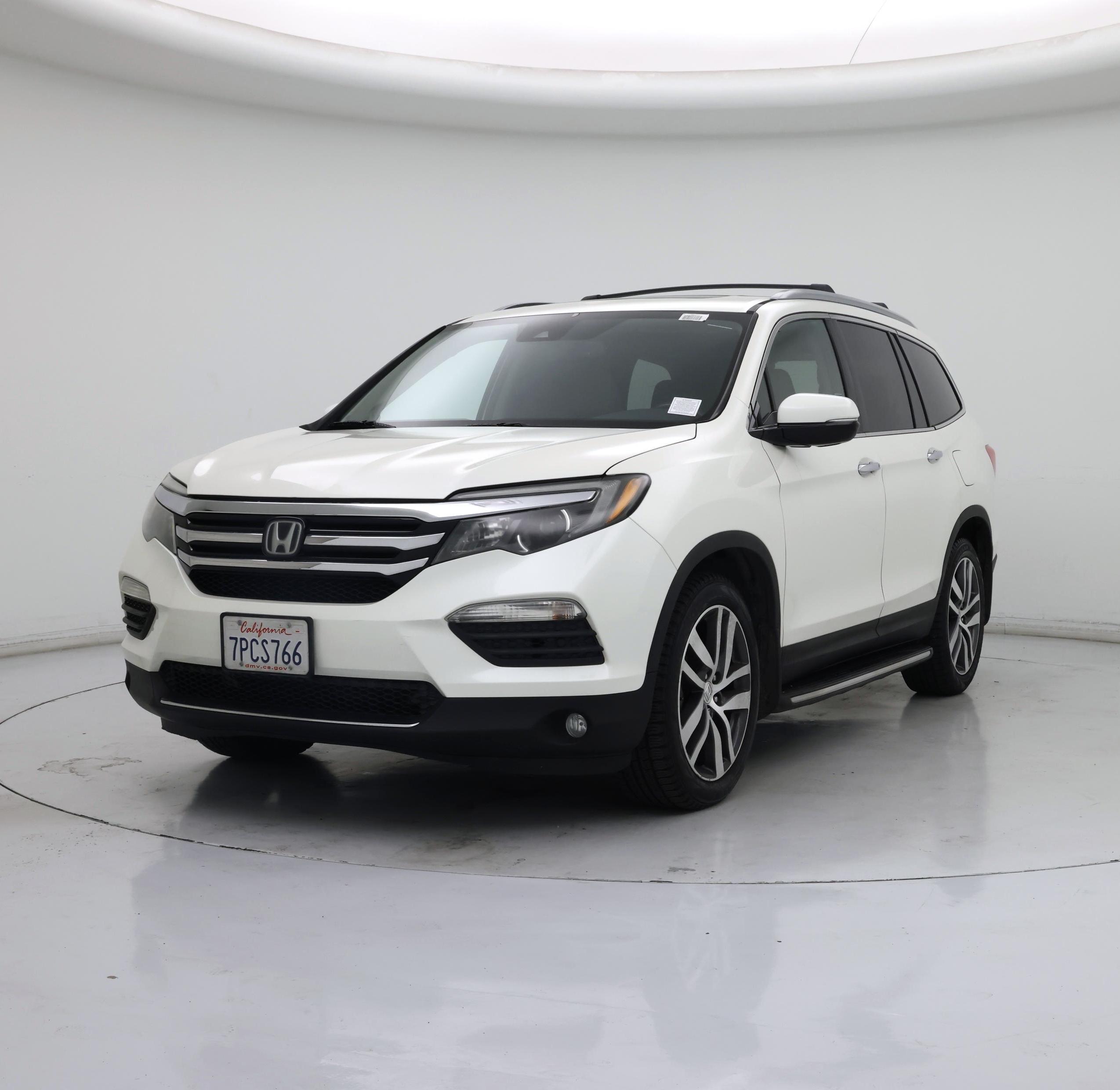 Thumbnail: 2016 Honda Pilot - 4