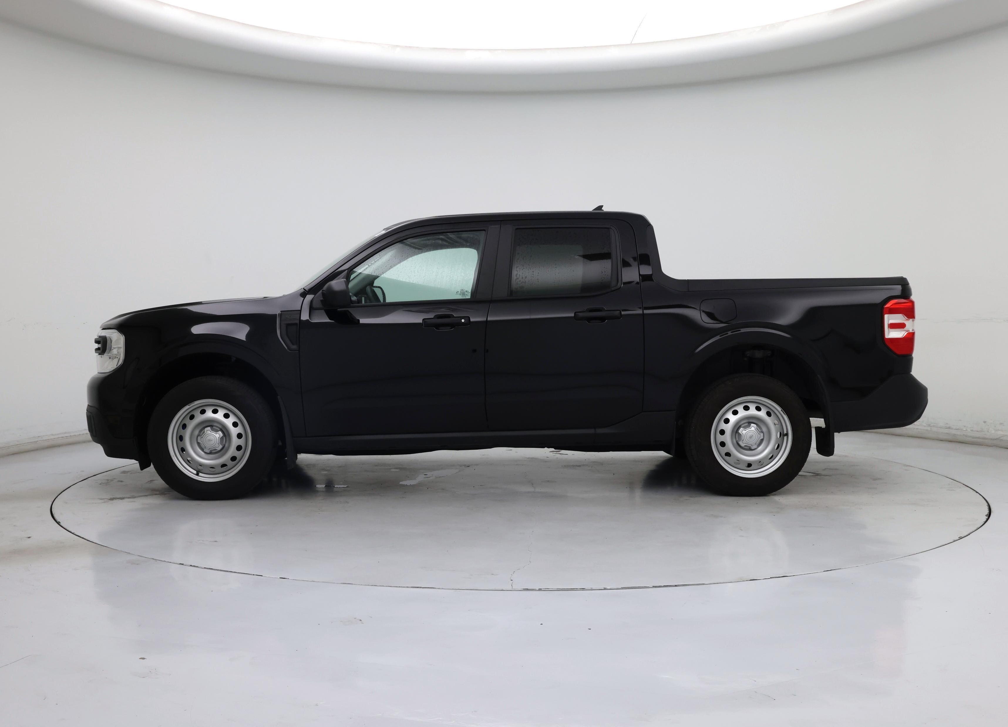 Thumbnail: 2022 Ford Maverick - 3