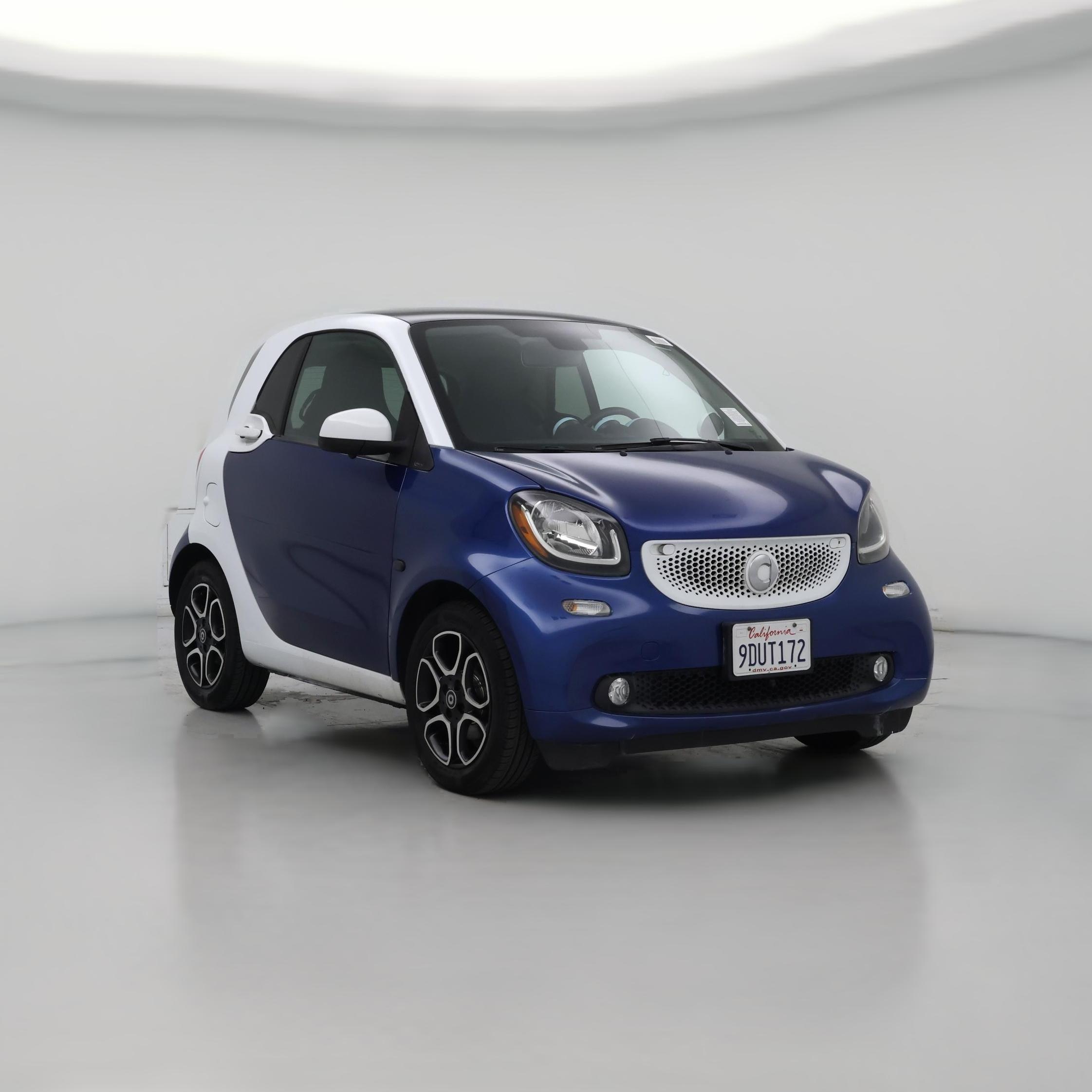 Thumbnail: 2016 smart fortwo - 1