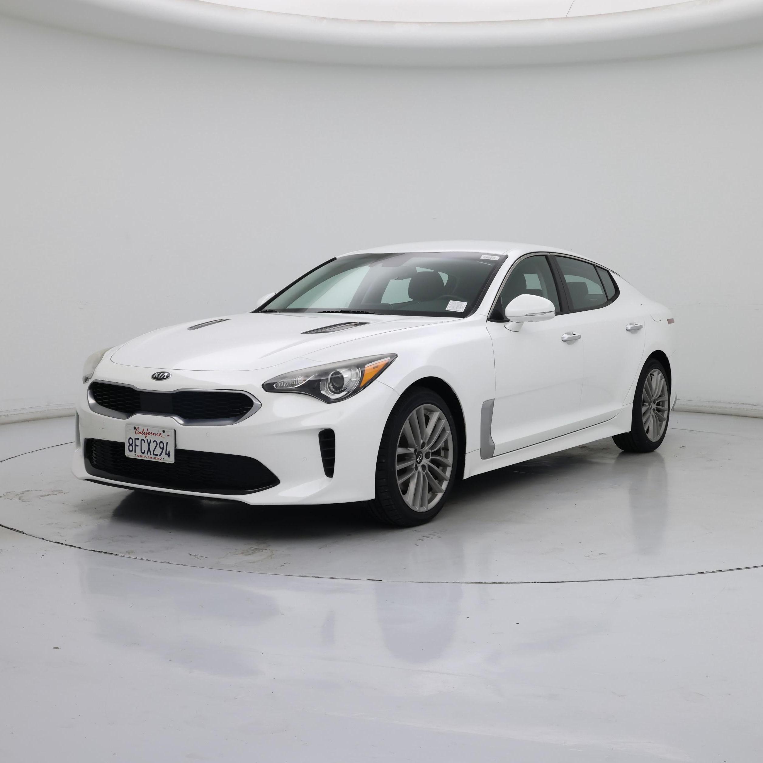 Thumbnail: 2018 Kia Stinger - 4