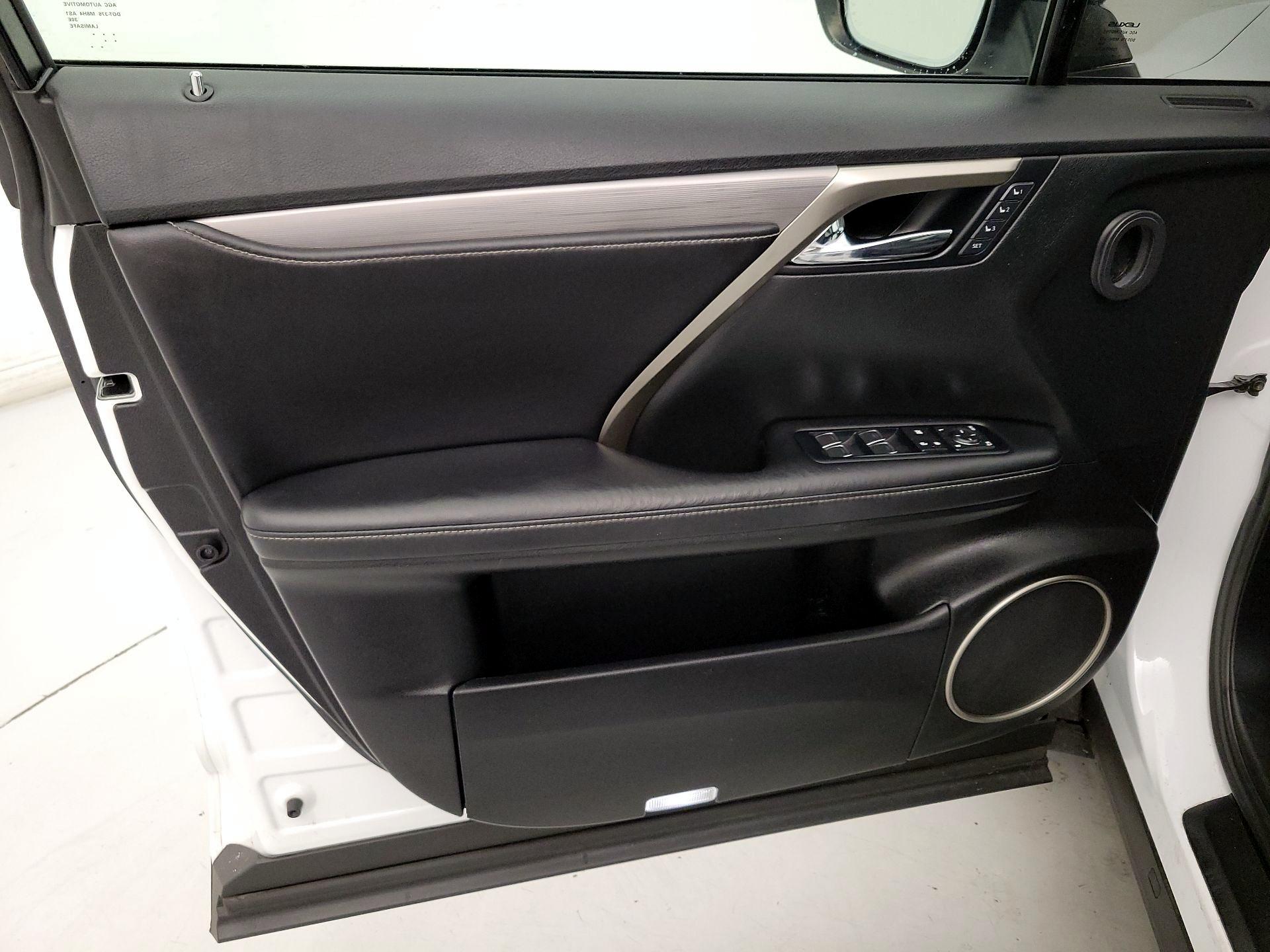 Thumbnail: 2017 Lexus RX - 12