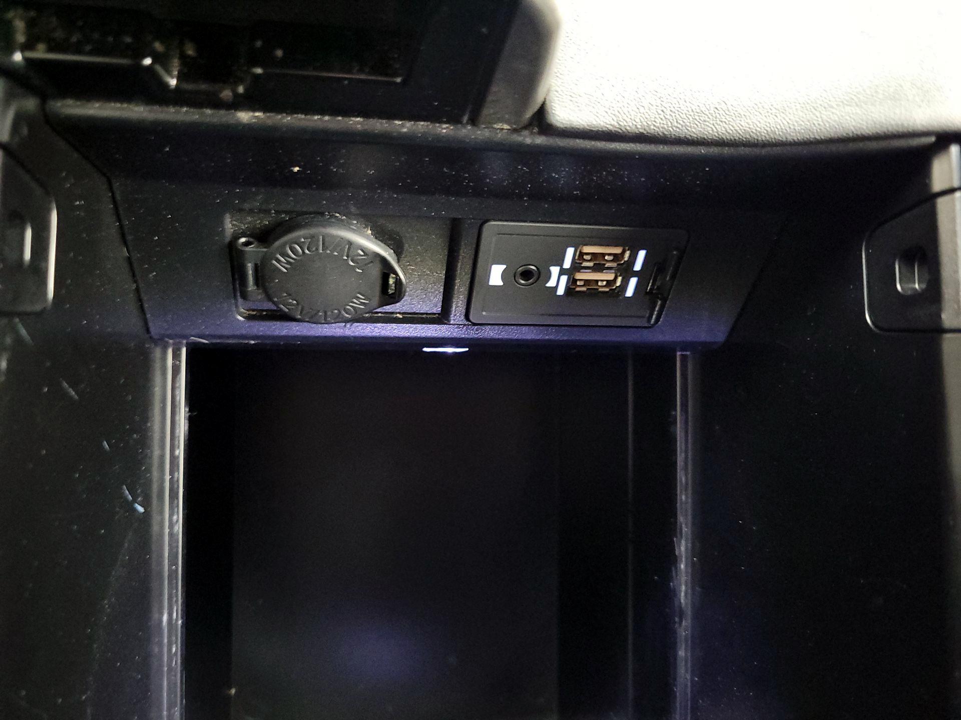 Thumbnail: 2017 Lexus RX - 19