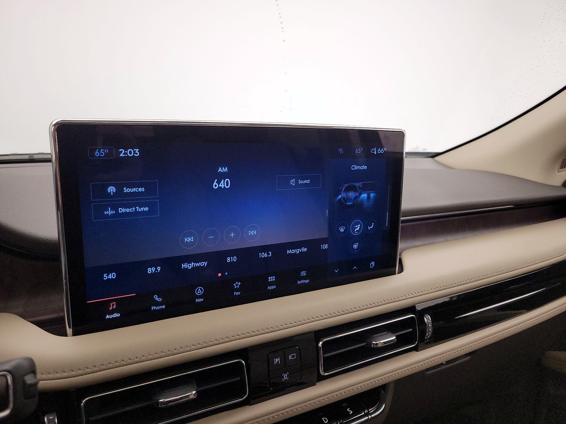 Thumbnail: 2022 Lincoln Nautilus - 17