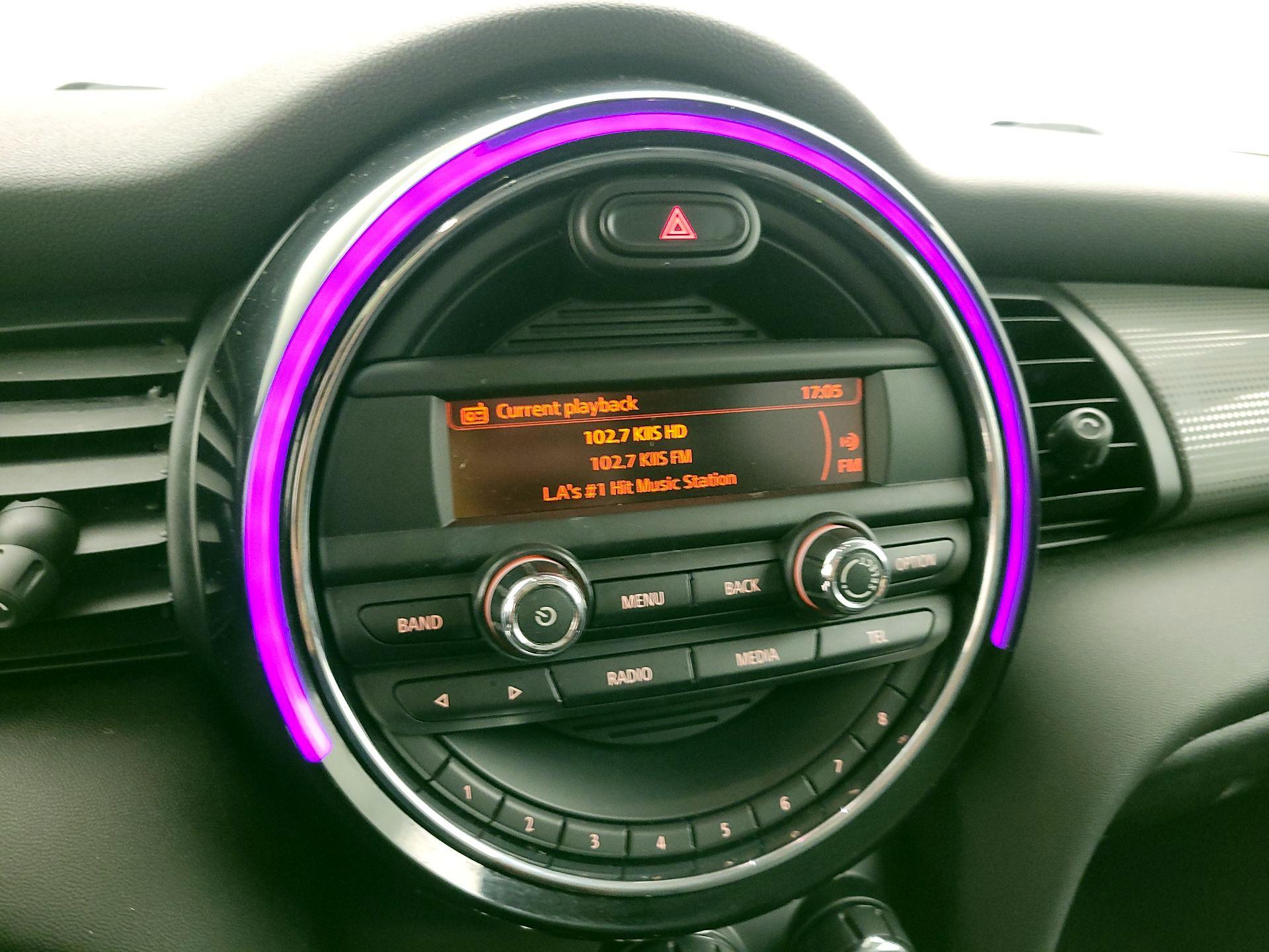 Thumbnail: 2016 MINI Cooper Hardtop - 14