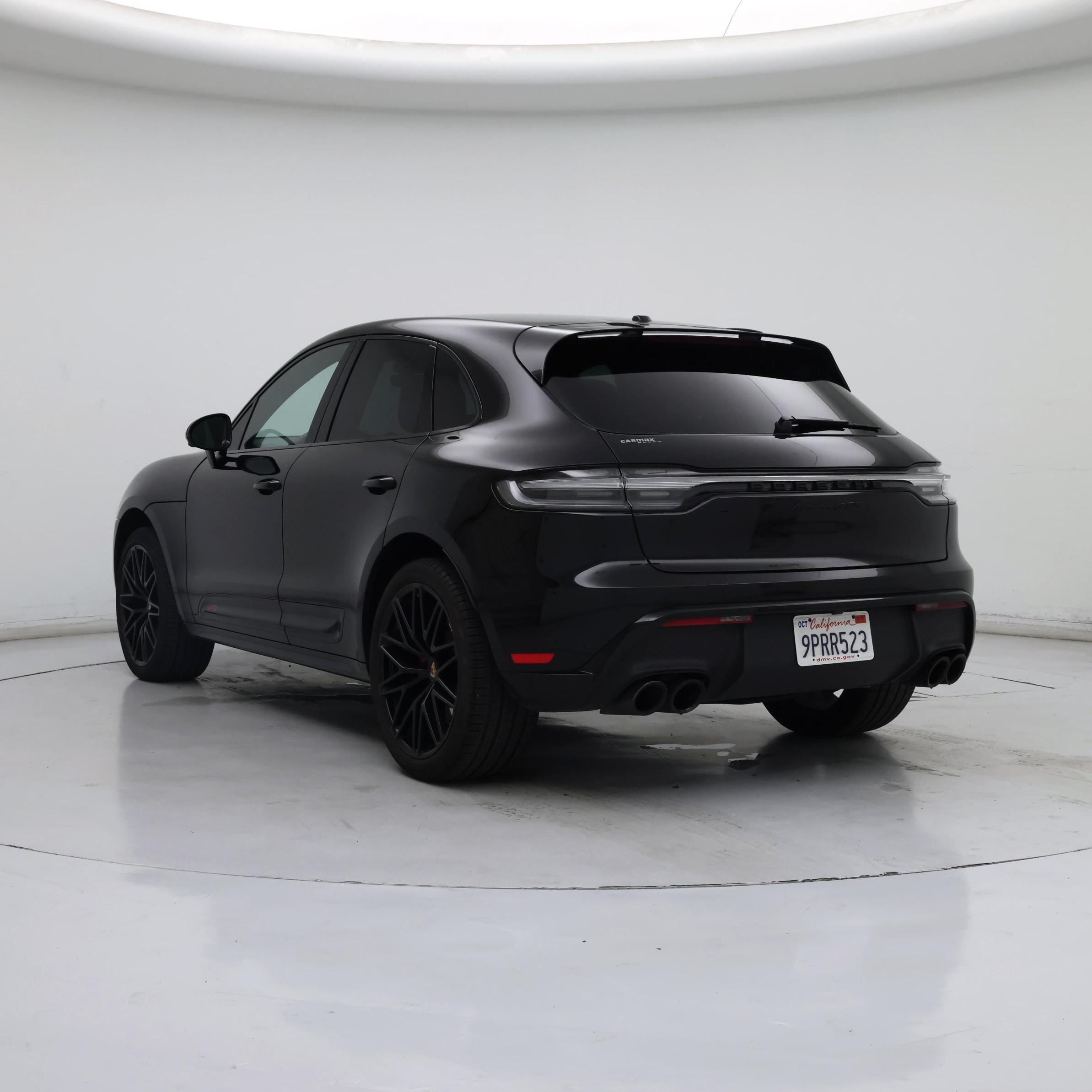 Thumbnail: 2023 Porsche Macan - 2