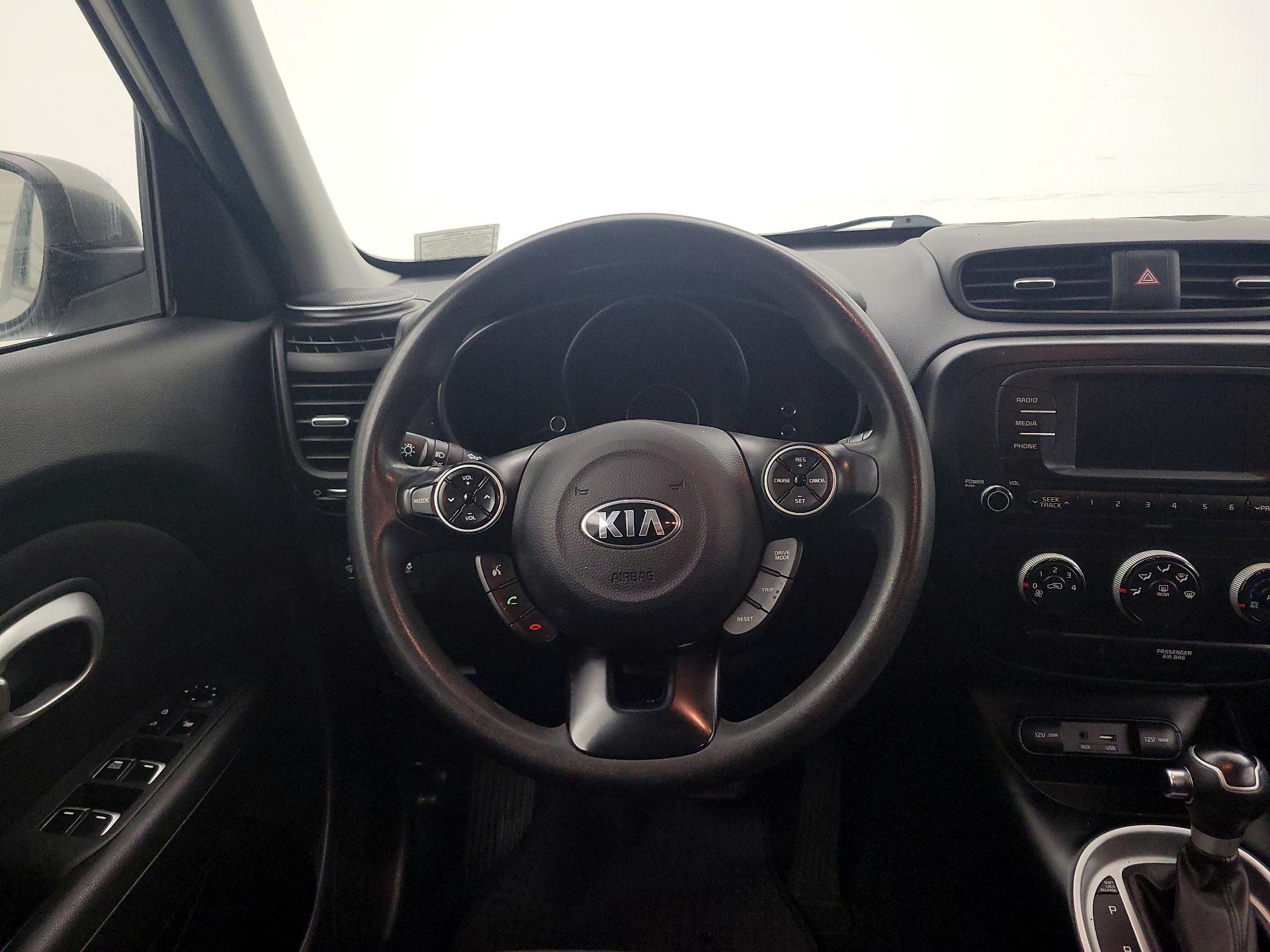 Thumbnail: 2018 Kia Soul - 10