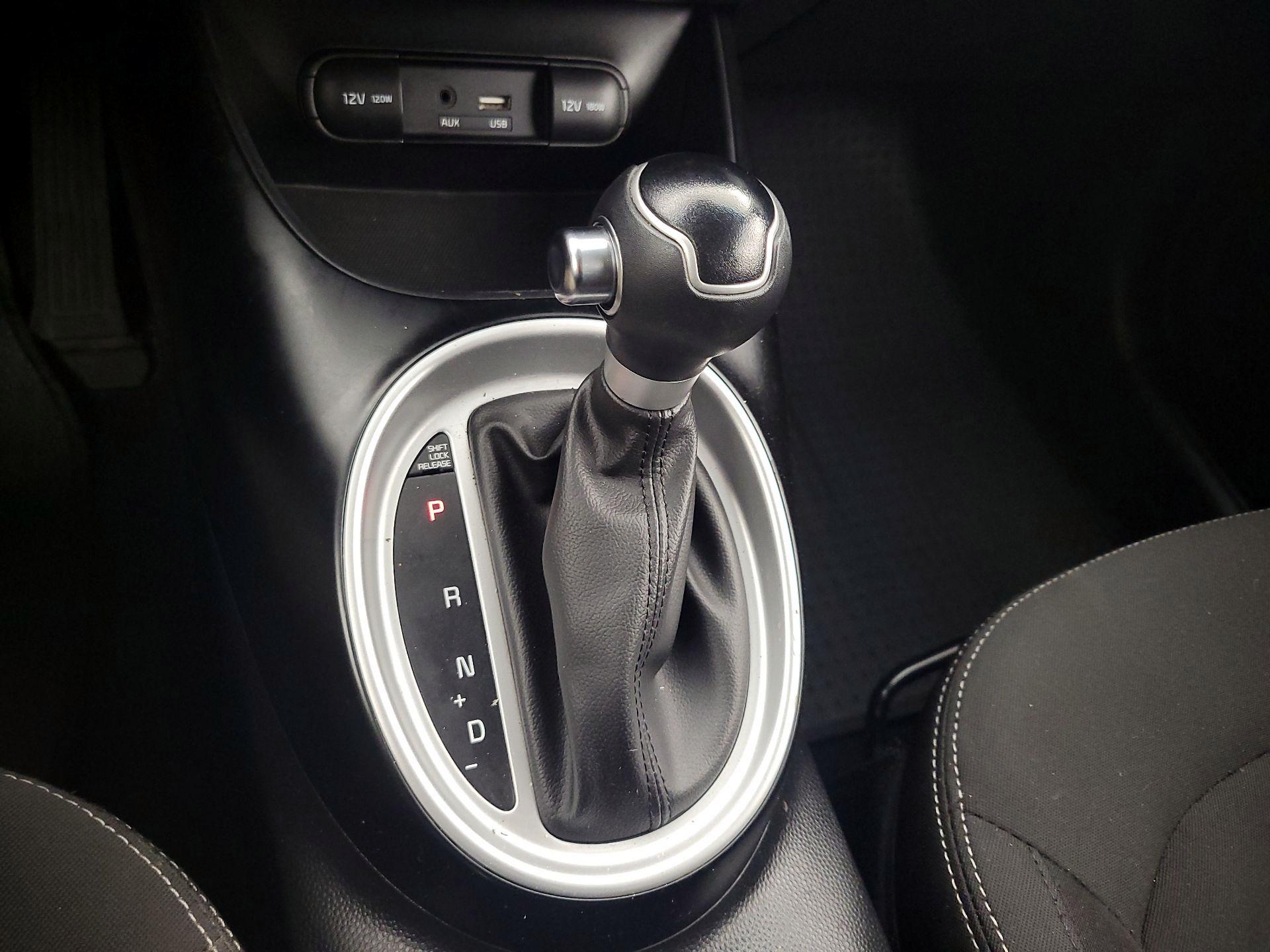 Thumbnail: 2018 Kia Soul - 16