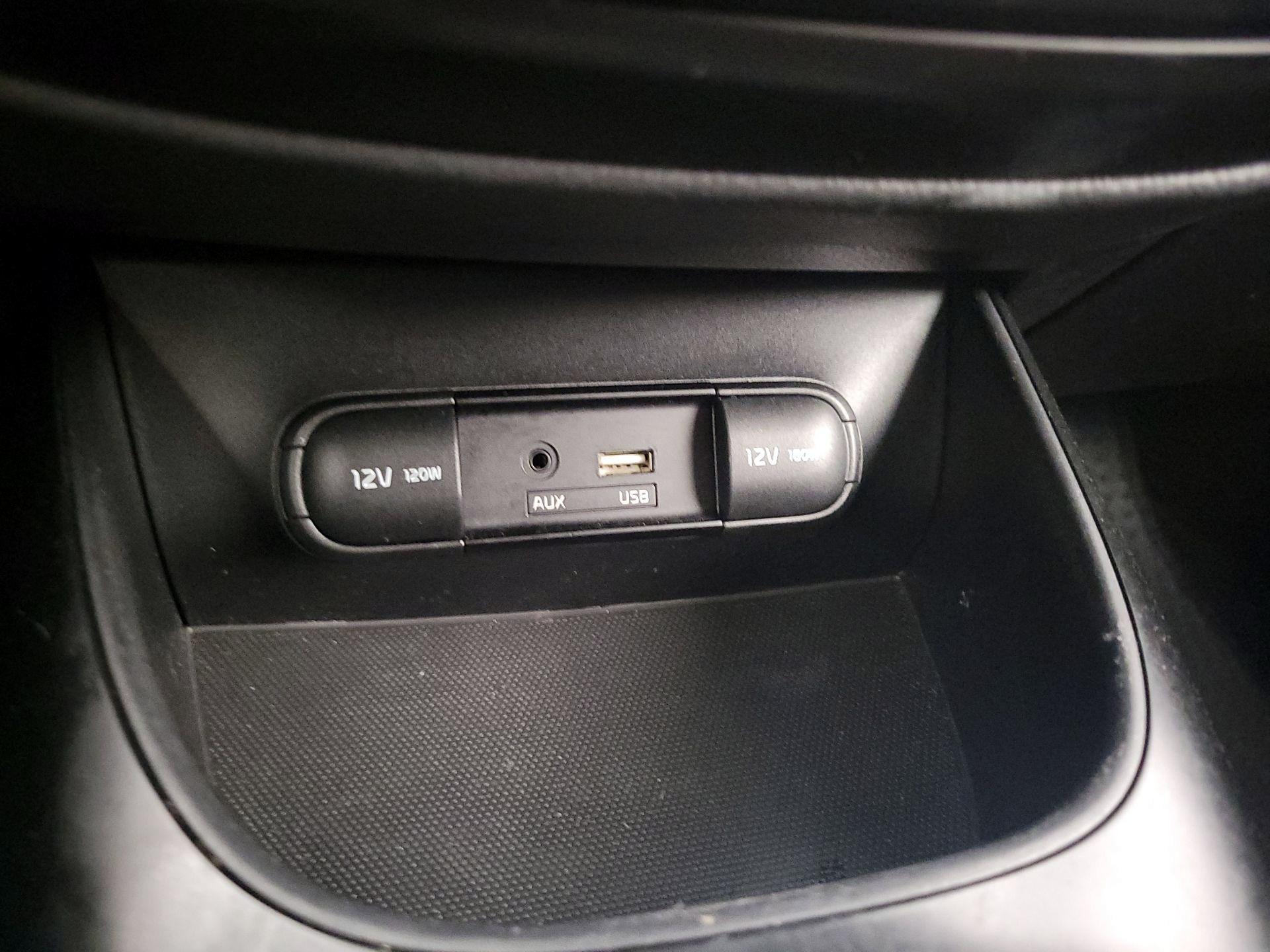 Thumbnail: 2018 Kia Soul - 17