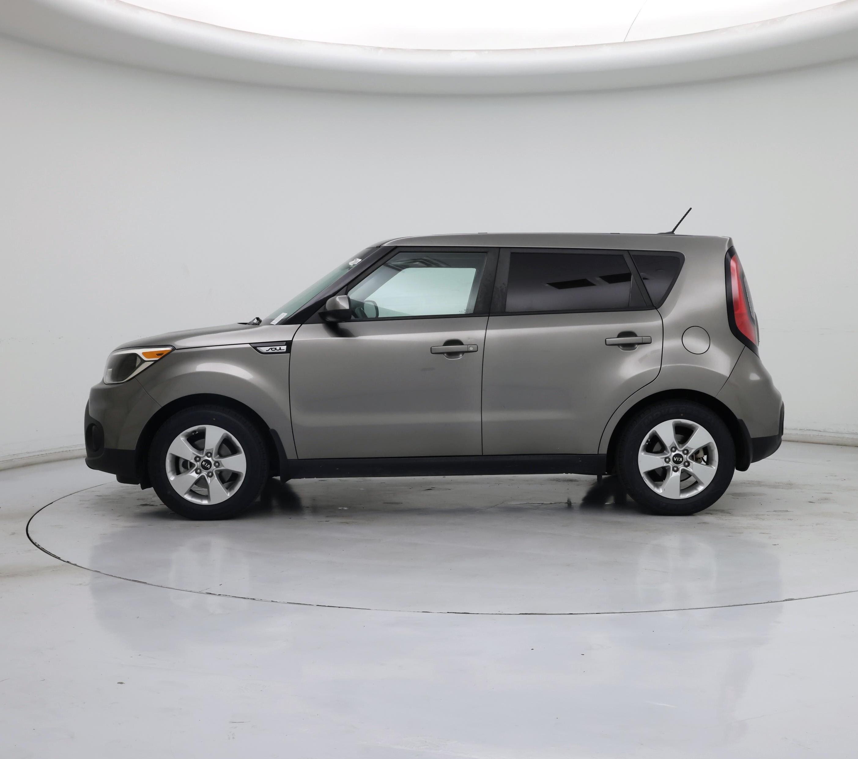 Thumbnail: 2018 Kia Soul - 3