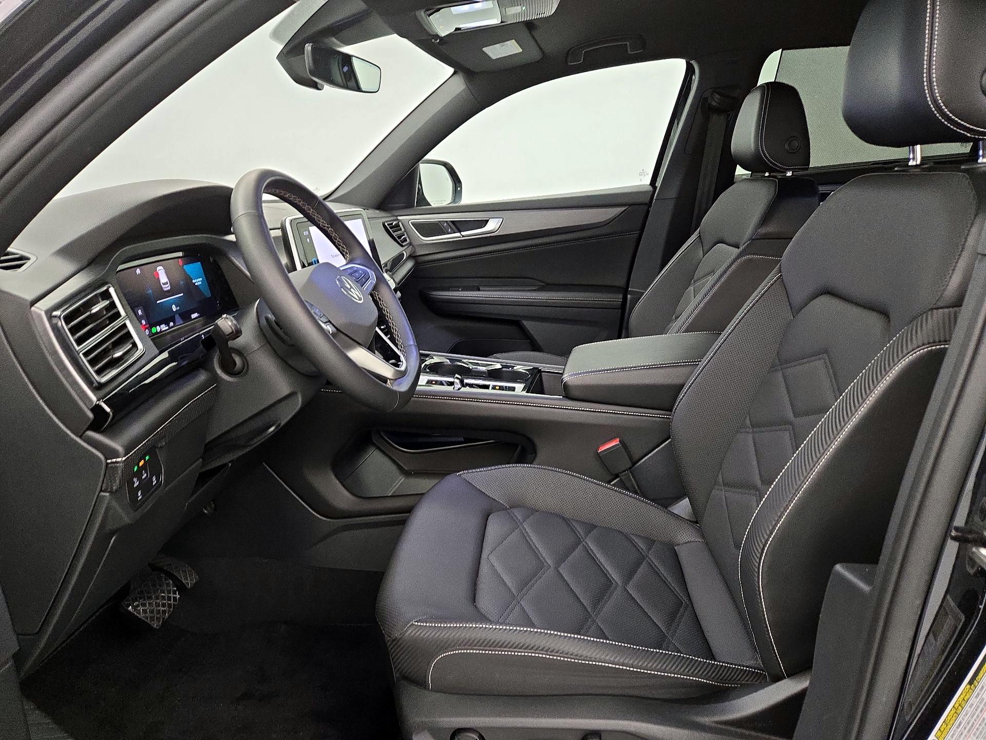 Thumbnail: 2024 Volkswagen Atlas - 11