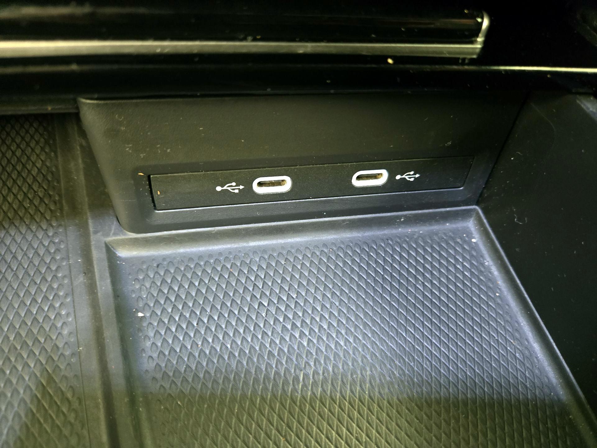 Thumbnail: 2024 Volkswagen Atlas - 18