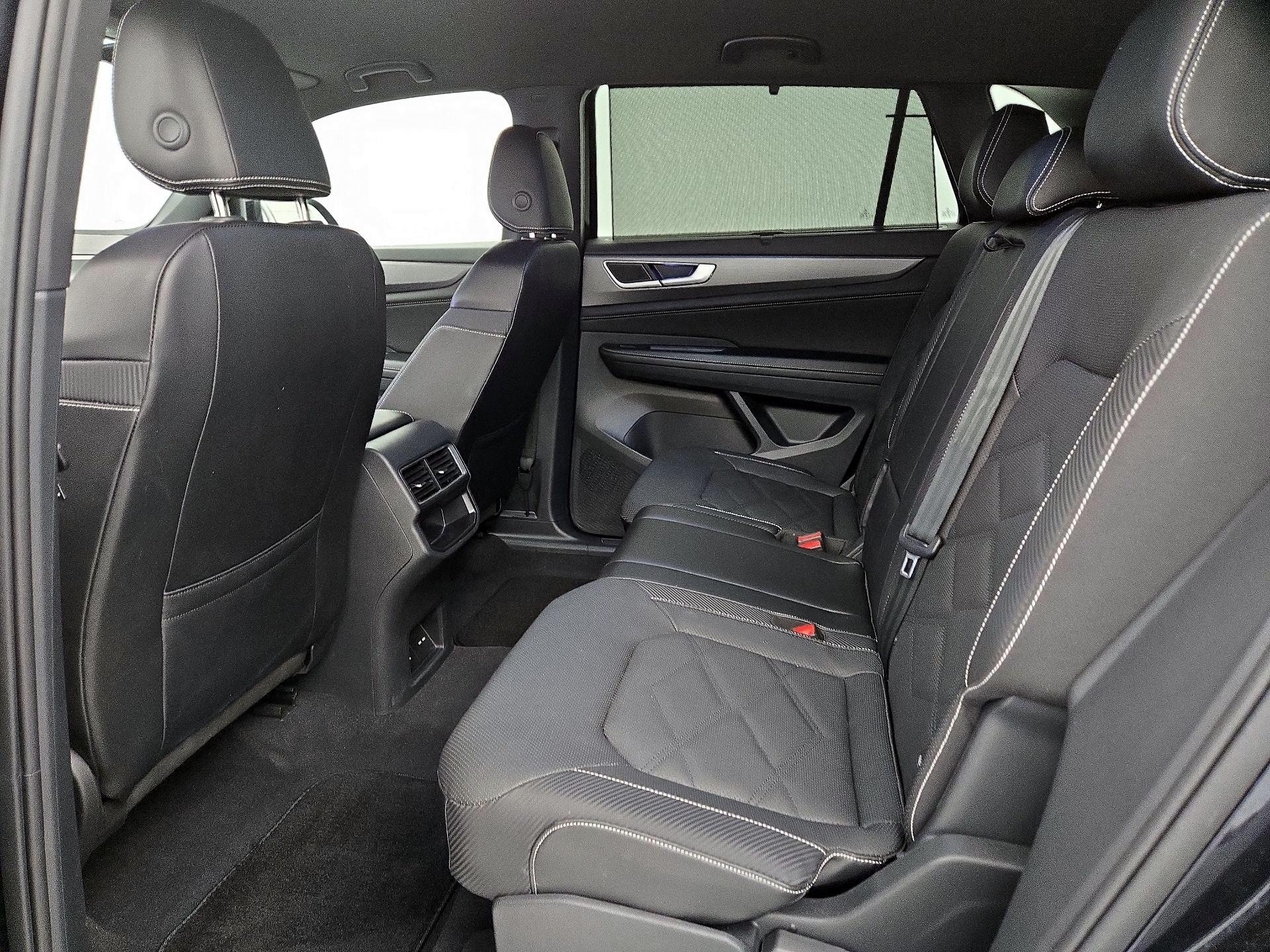 Thumbnail: 2024 Volkswagen Atlas - 19