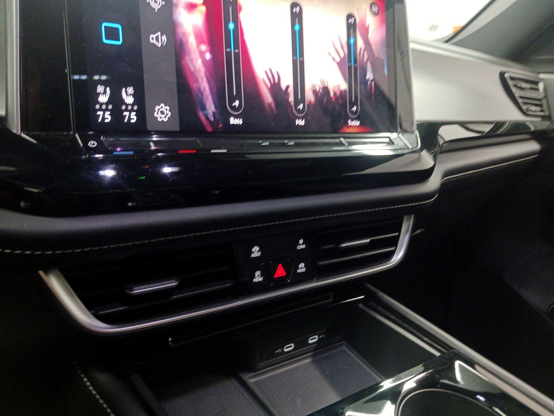 Thumbnail: 2024 Volkswagen Atlas - 15