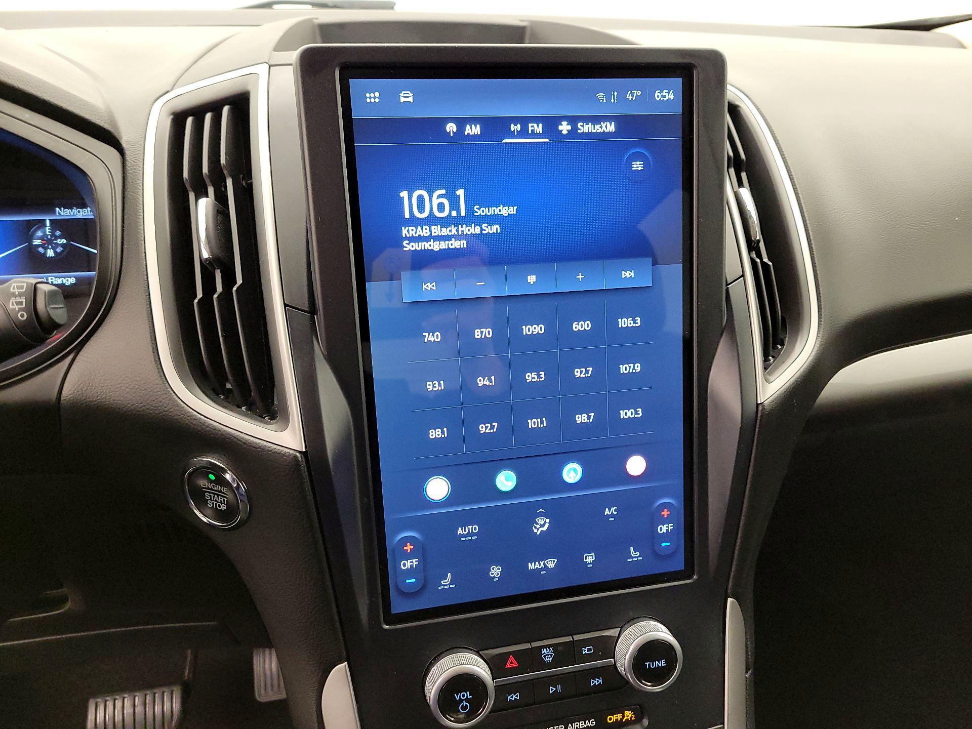 Thumbnail: 2023 Ford Edge - 16