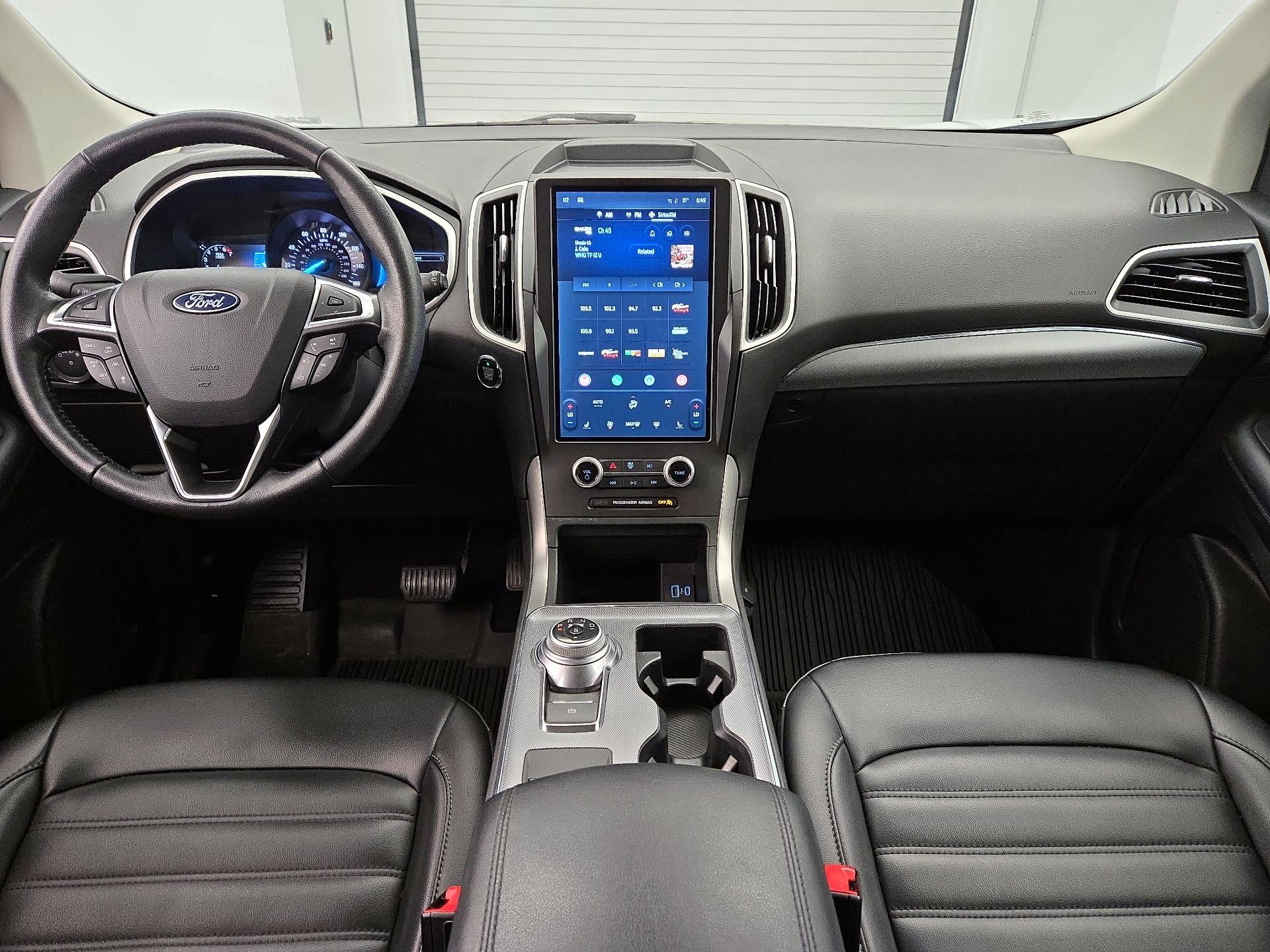 Thumbnail: 2021 Ford Edge - 9