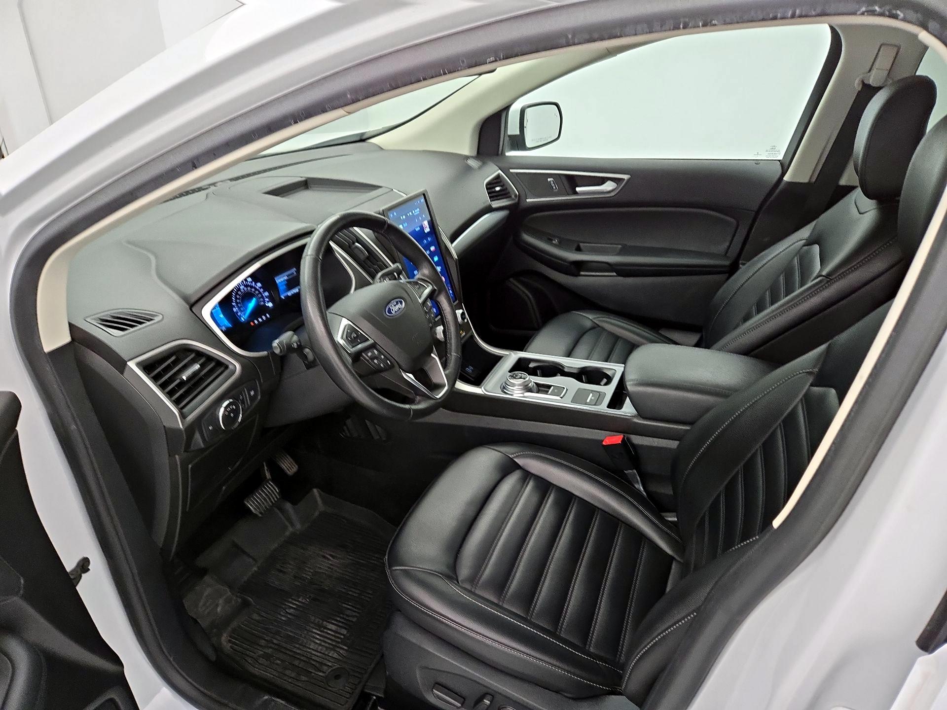 Thumbnail: 2021 Ford Edge - 11