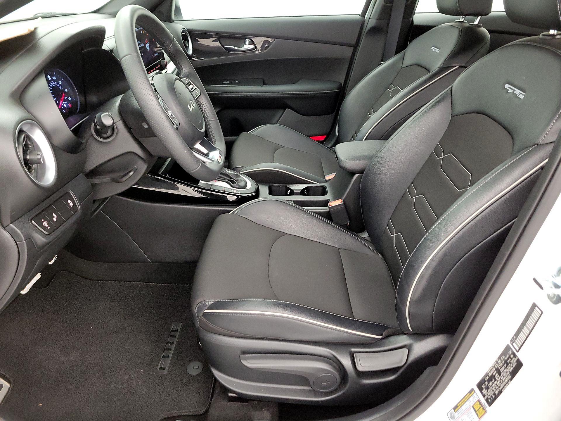 Thumbnail: 2024 Kia Forte - 11