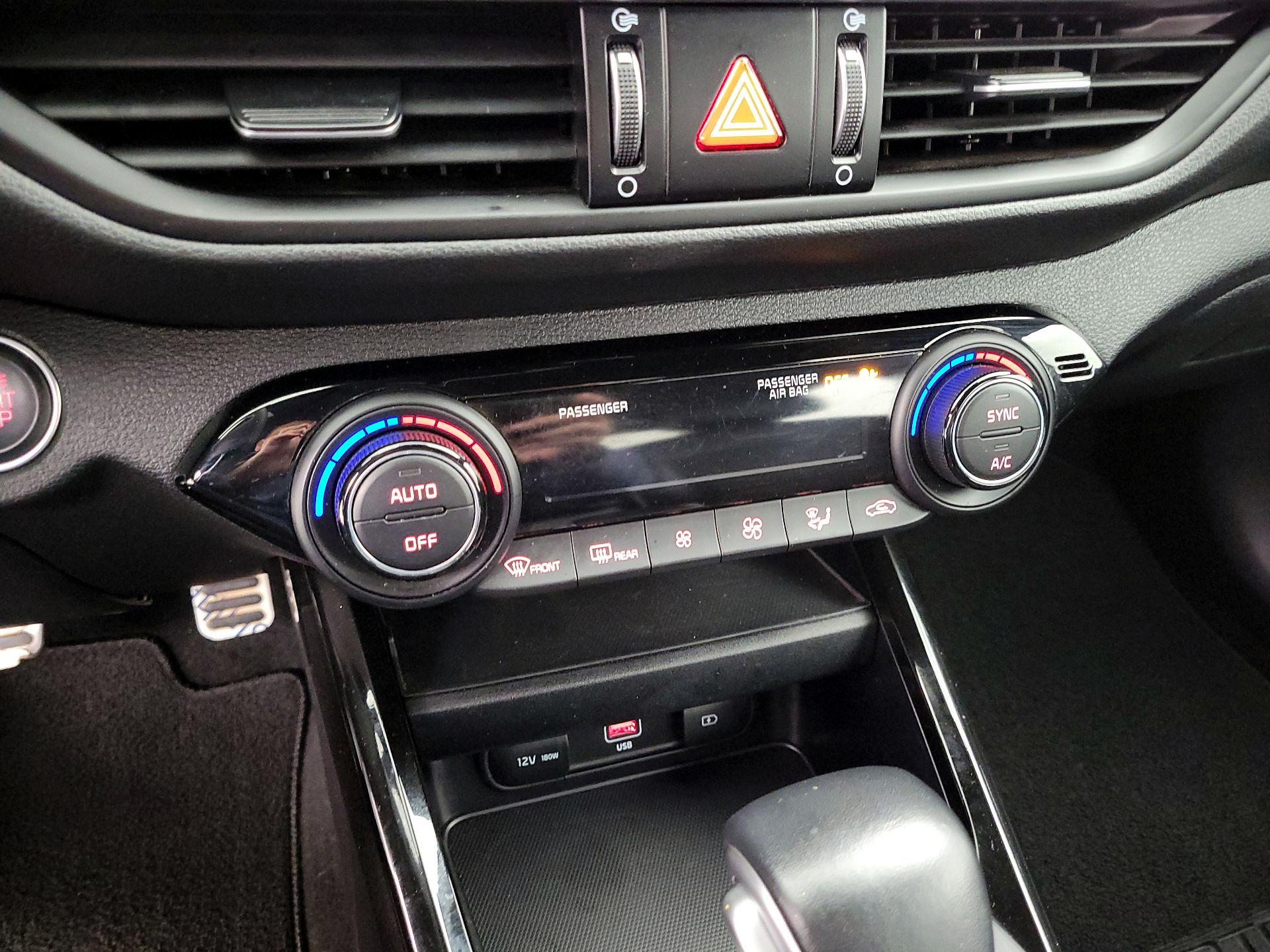 Thumbnail: 2024 Kia Forte - 17