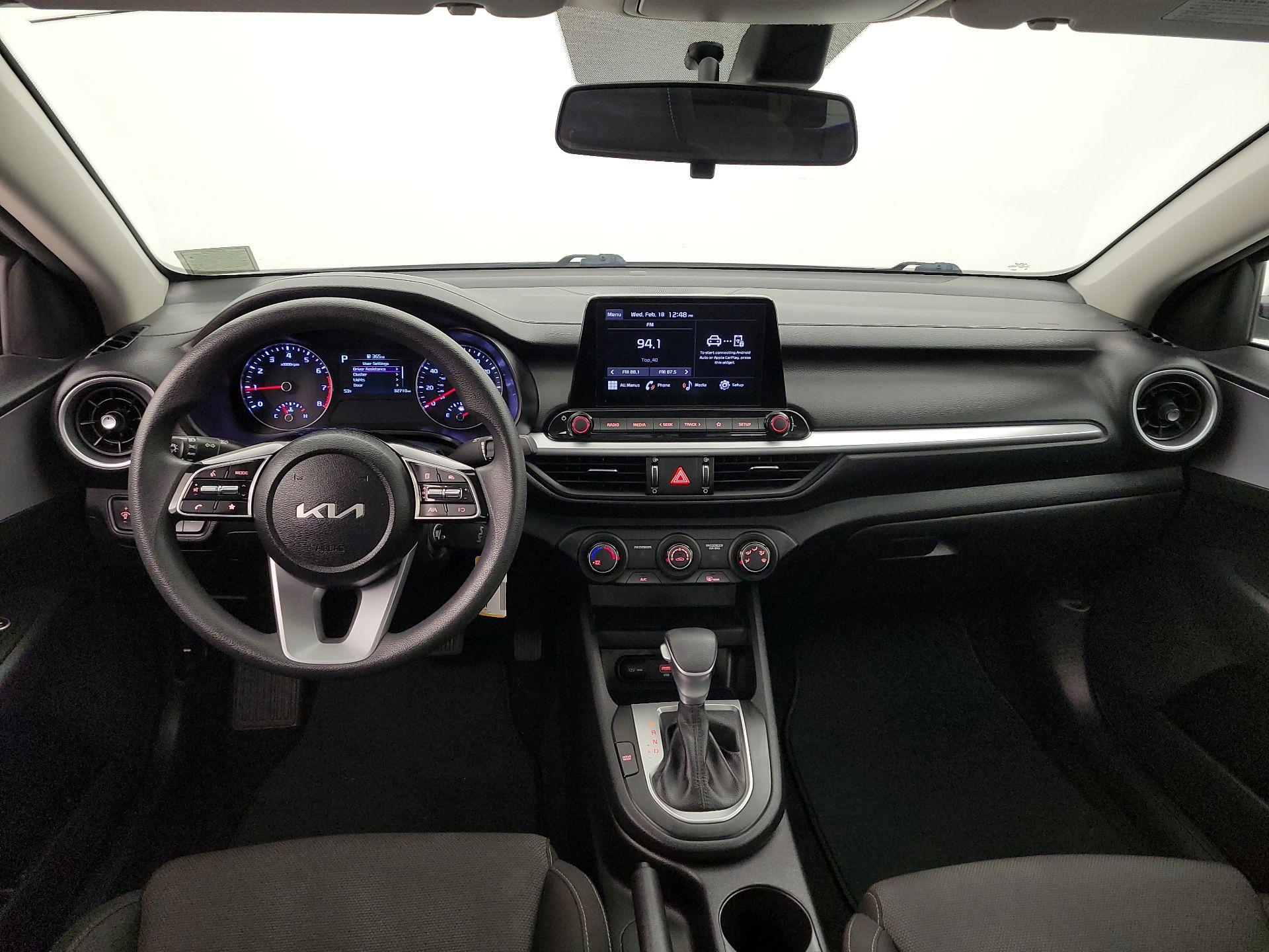 Thumbnail: 2023 Kia Forte - 9