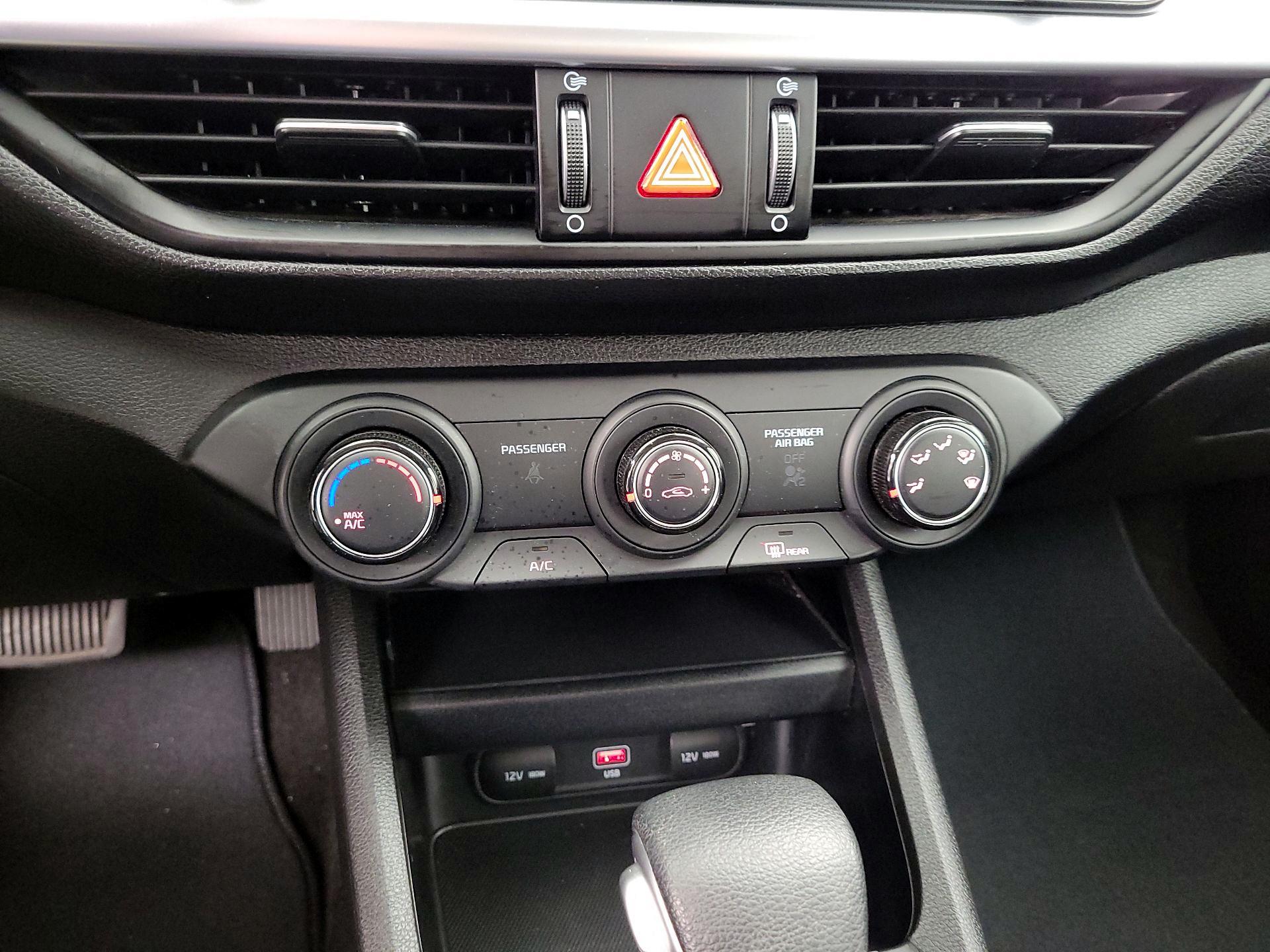 Thumbnail: 2023 Kia Forte - 16