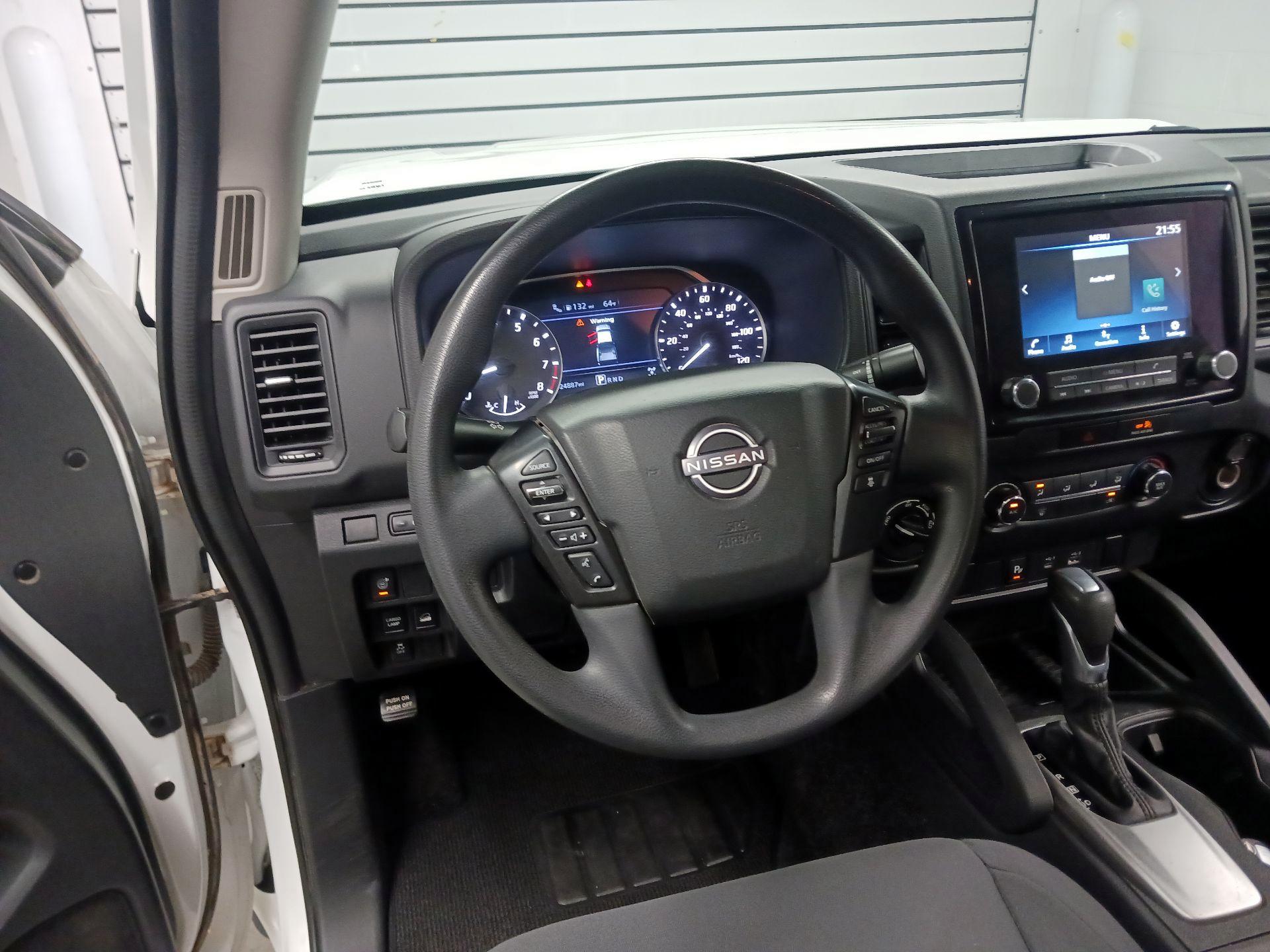 Thumbnail: 2023 Nissan Frontier - 10