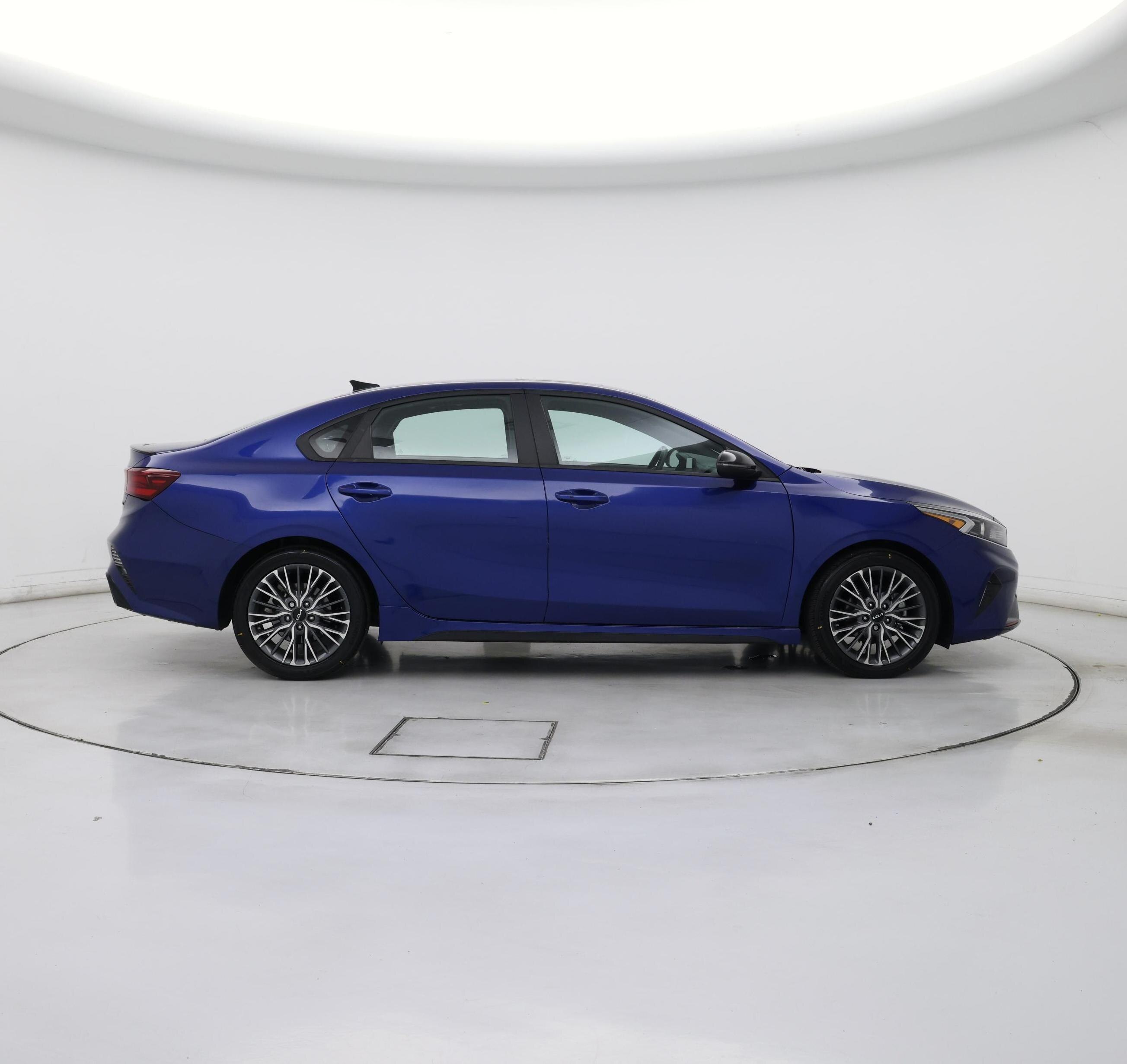 Thumbnail: 2024 Kia Forte - 7