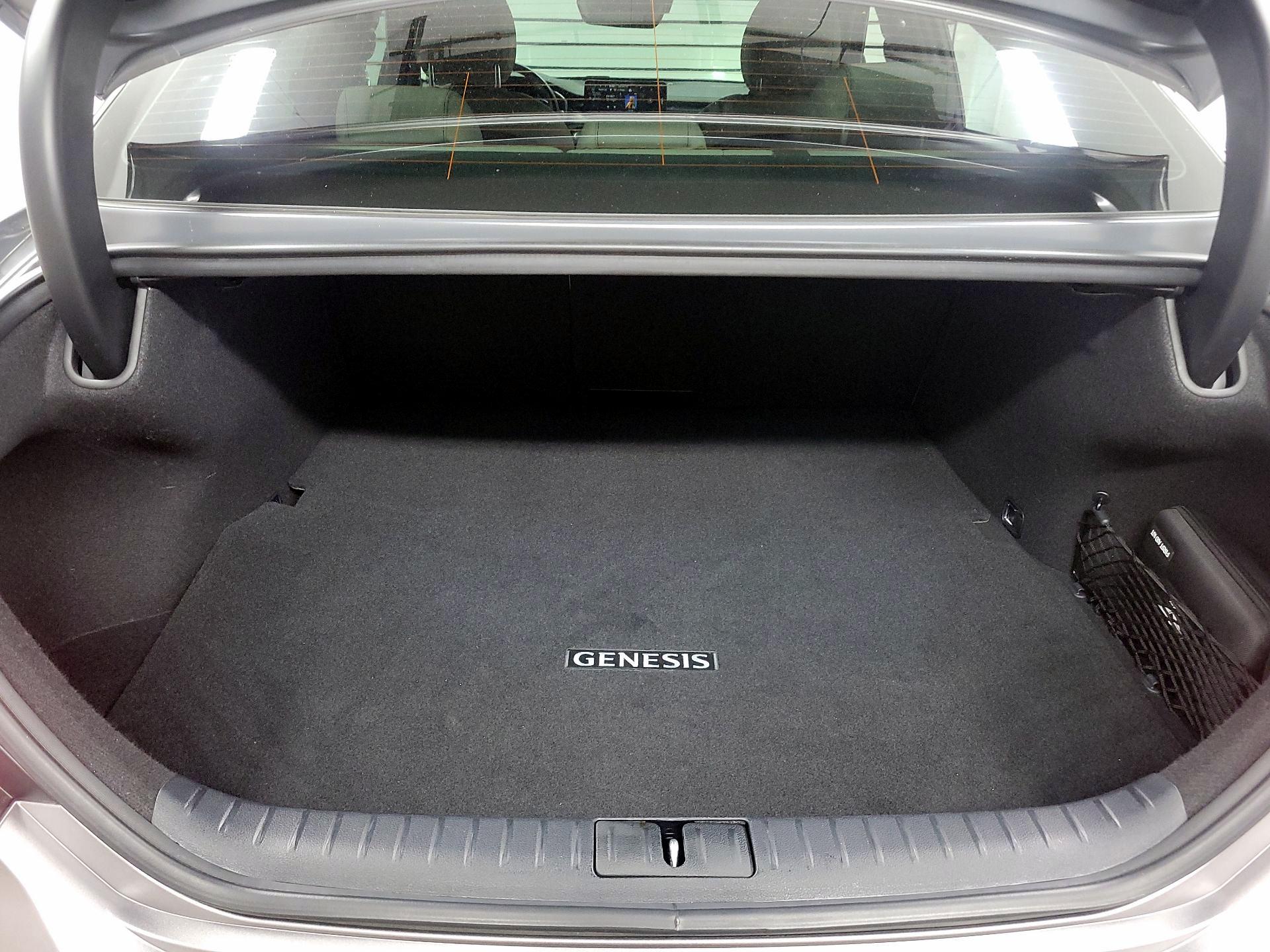 Thumbnail: 2023 Genesis G70 - 17