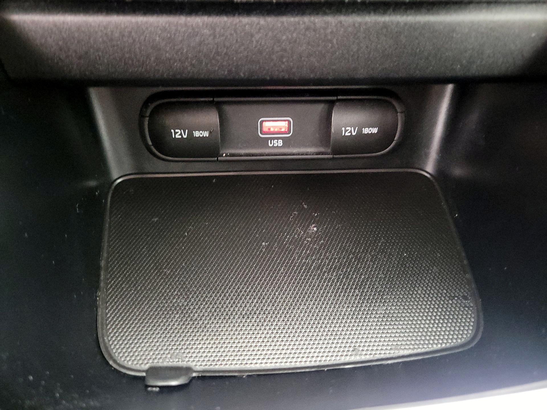 Thumbnail: 2023 Kia Forte - 18