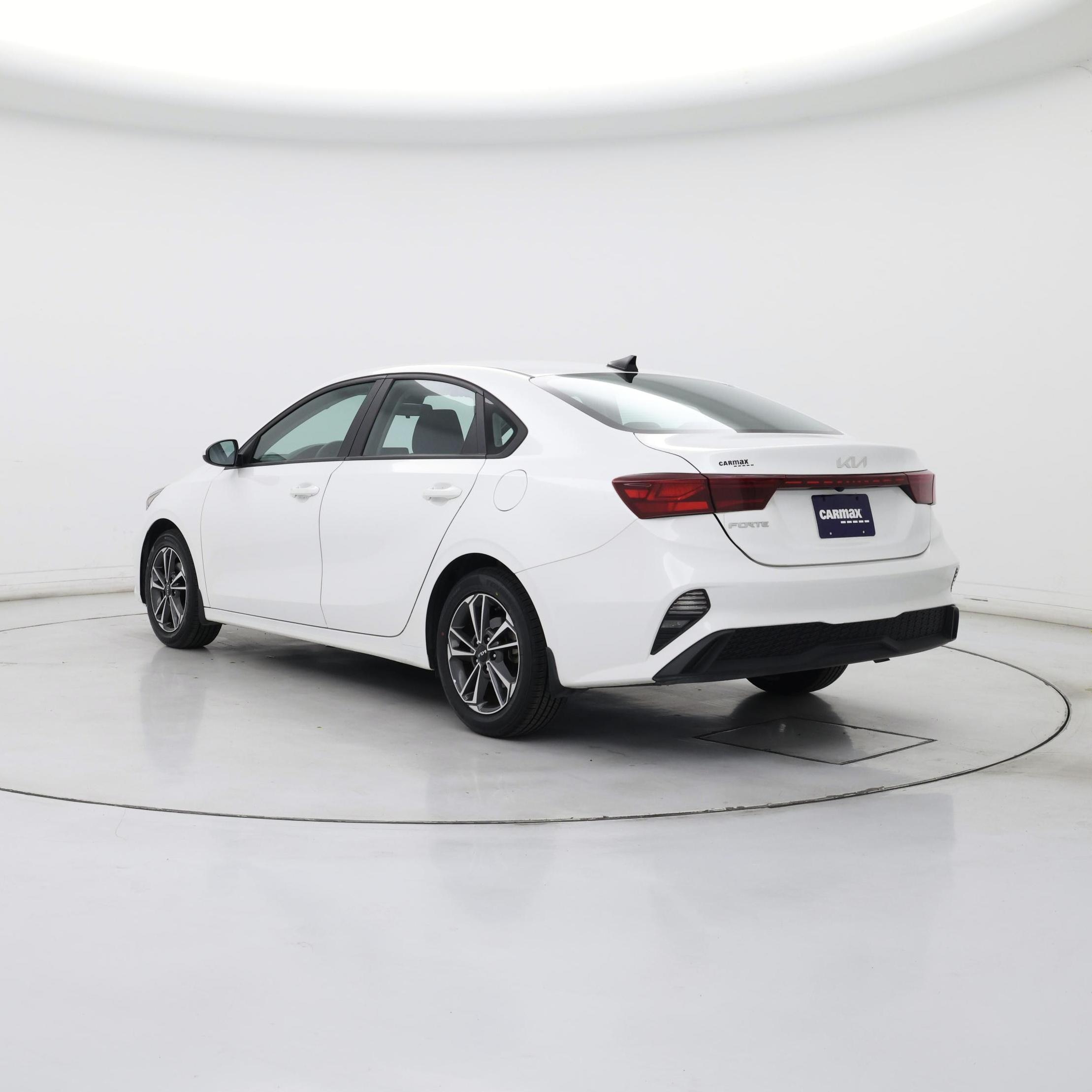 Thumbnail: 2023 Kia Forte - 2