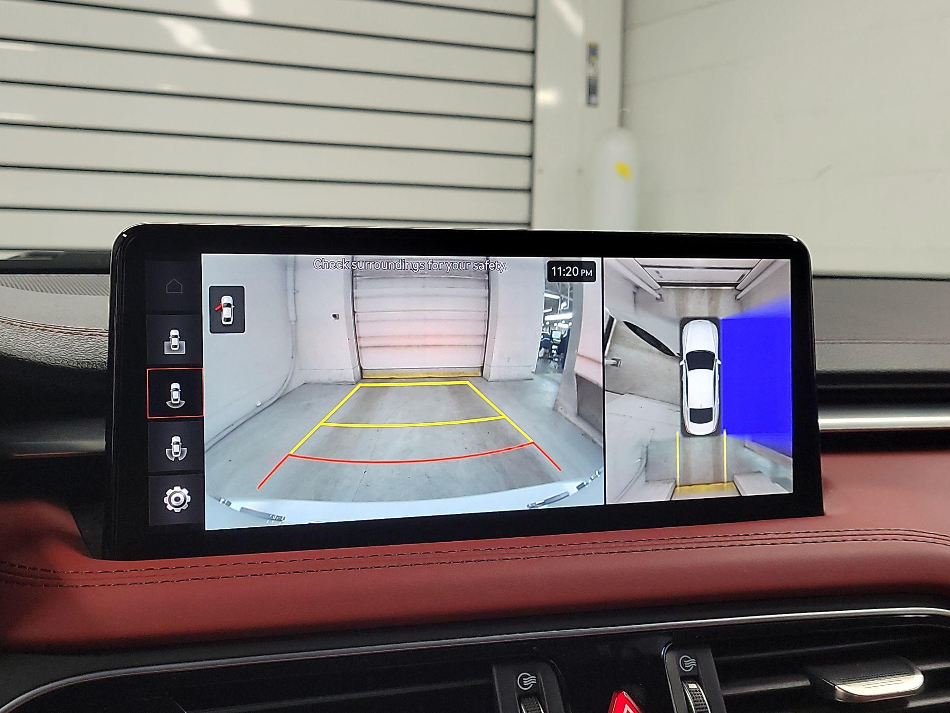 Thumbnail: 2023 Genesis G70 - 13