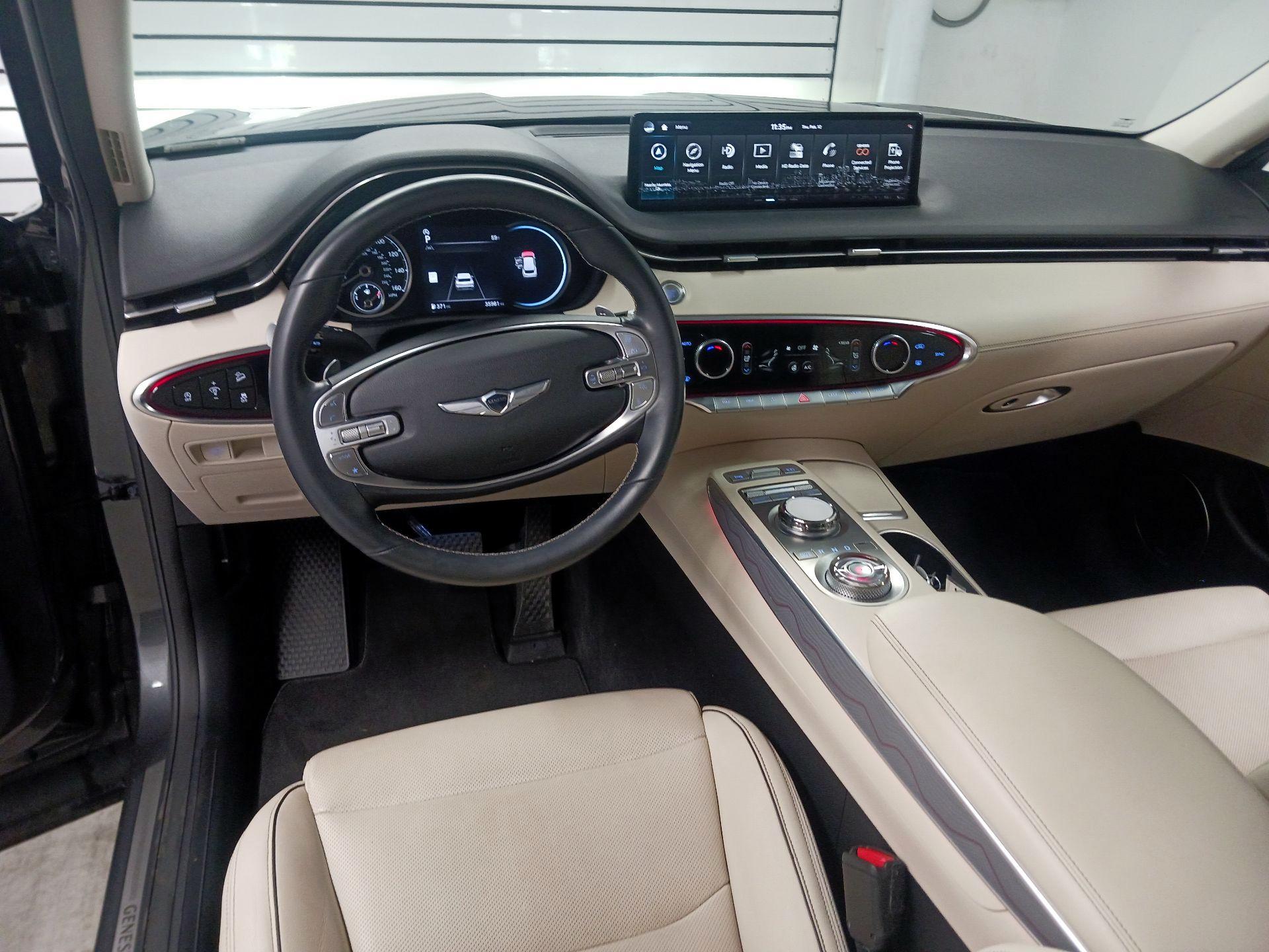 Thumbnail: 2023 Genesis GV70 - 9