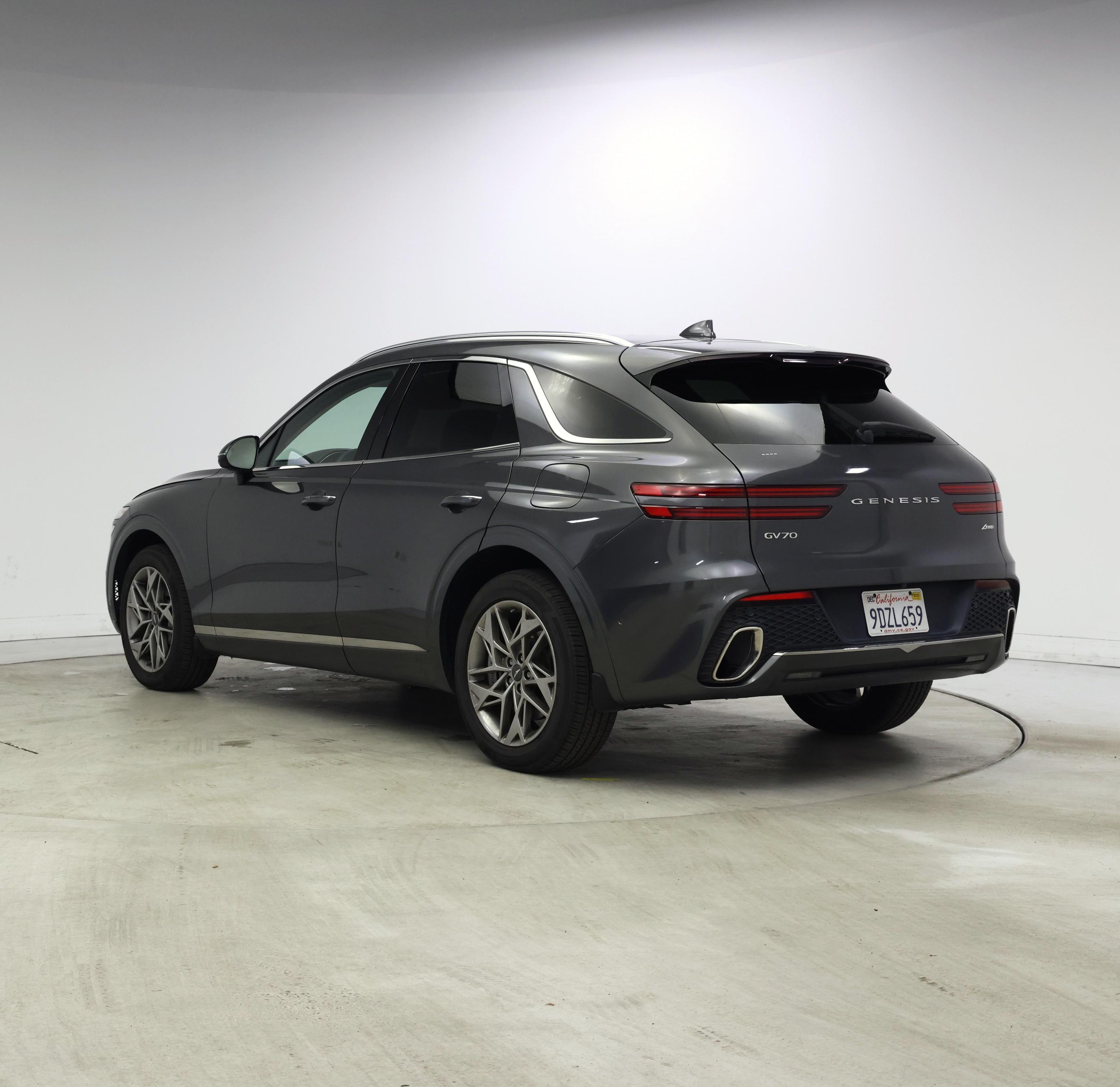 Thumbnail: 2023 Genesis GV70 - 2