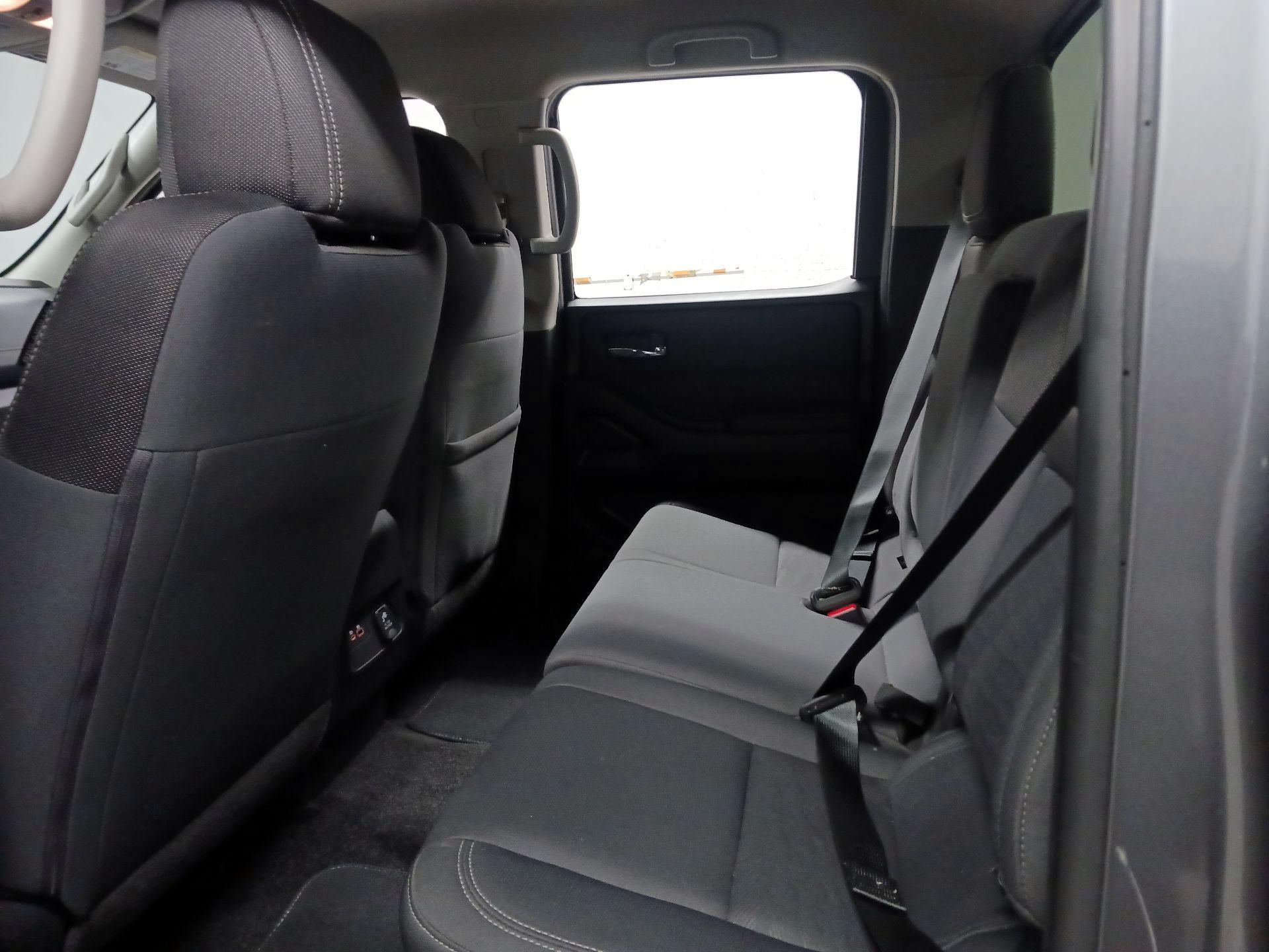 Thumbnail: 2023 Nissan Frontier - 17