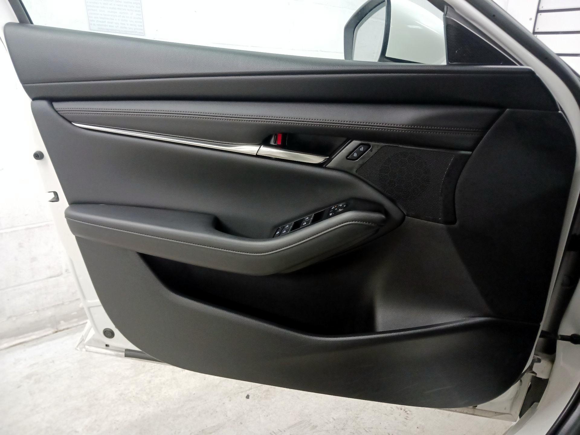 Thumbnail: 2025 Mazda Mazda3 - 12