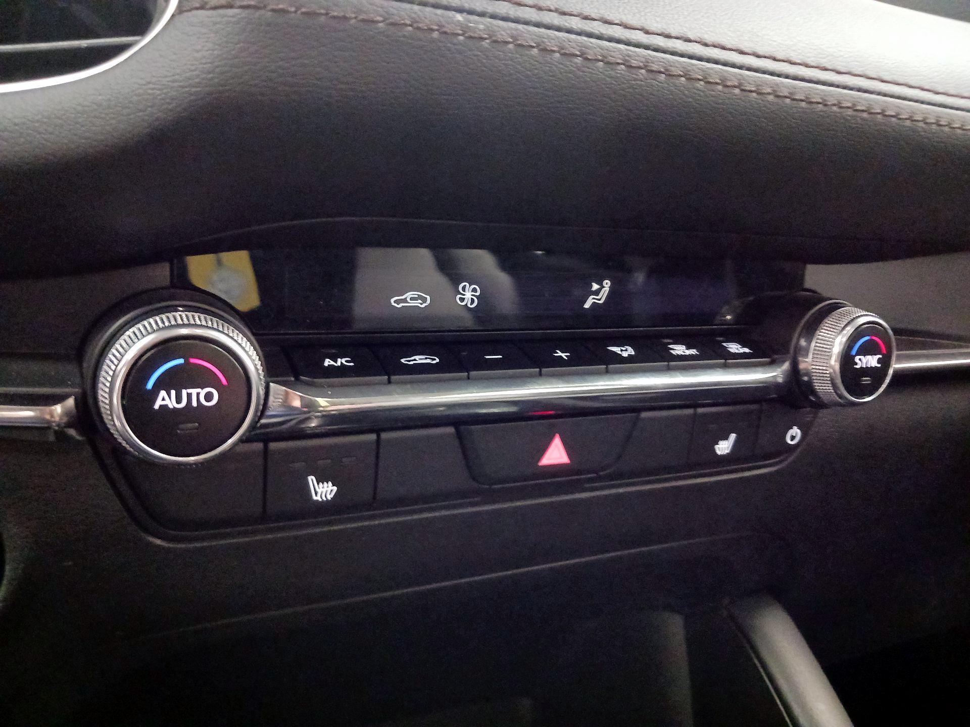 Thumbnail: 2025 Mazda Mazda3 - 14