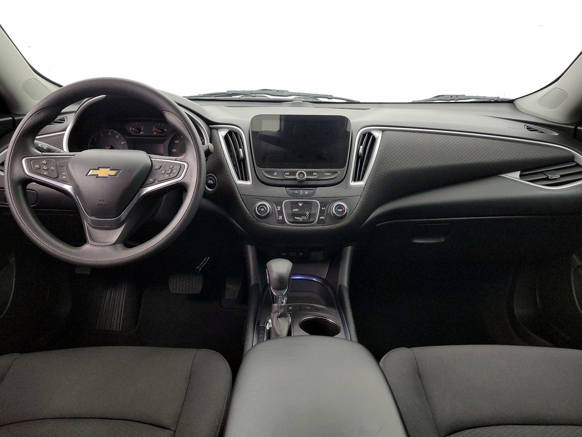 Thumbnail: 2022 Chevrolet Malibu - 9