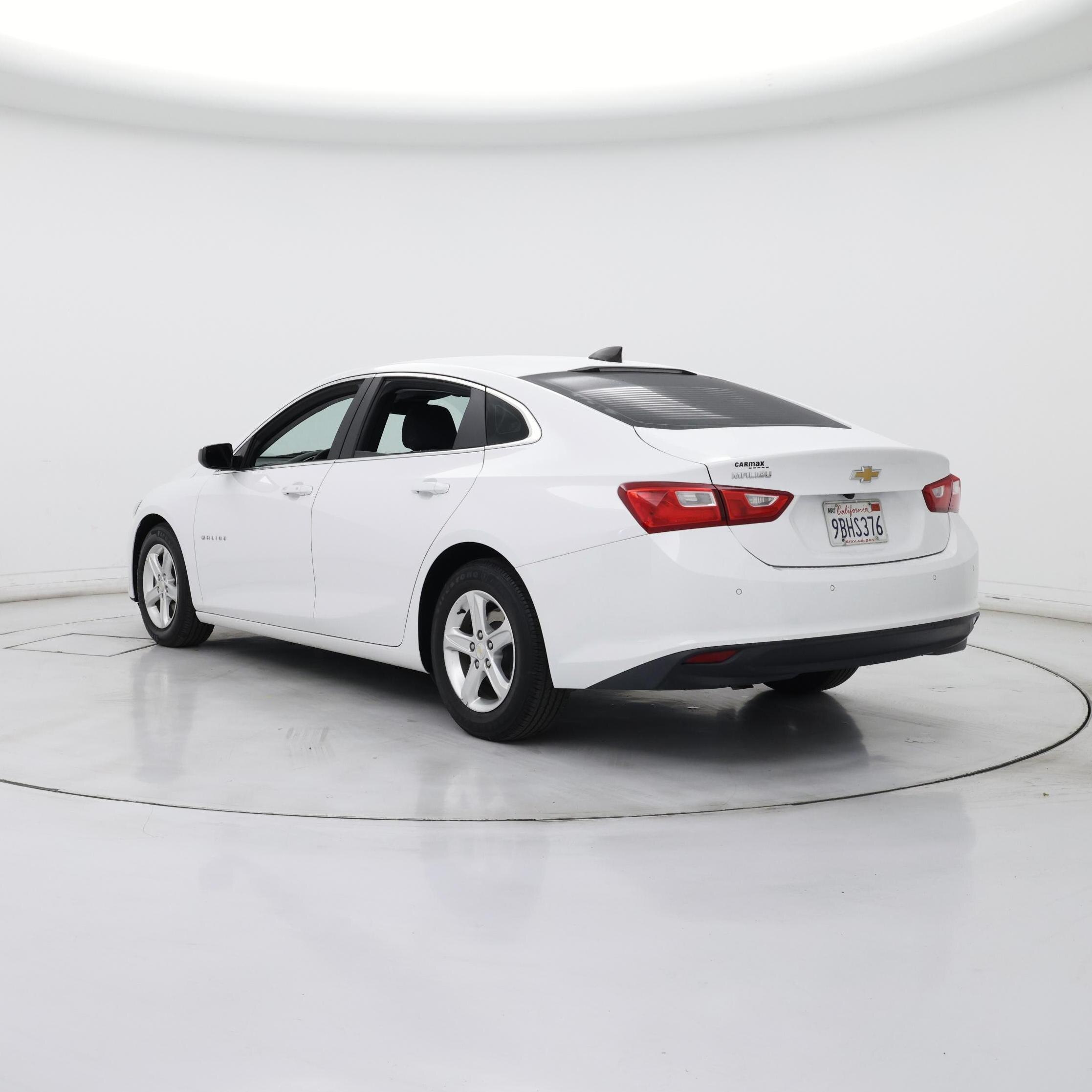 Thumbnail: 2022 Chevrolet Malibu - 2