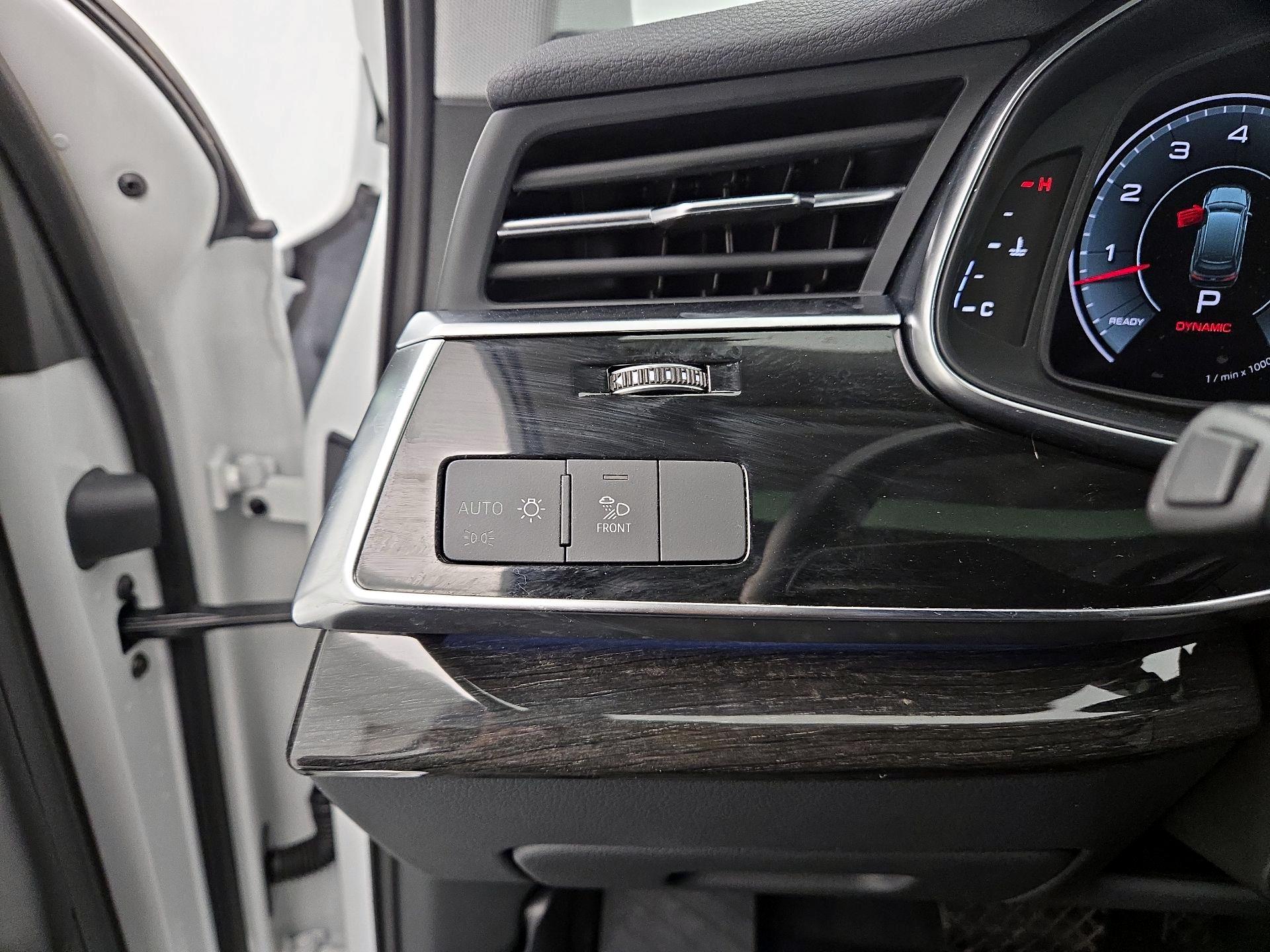 Thumbnail: 2022 Audi Q7 - 13