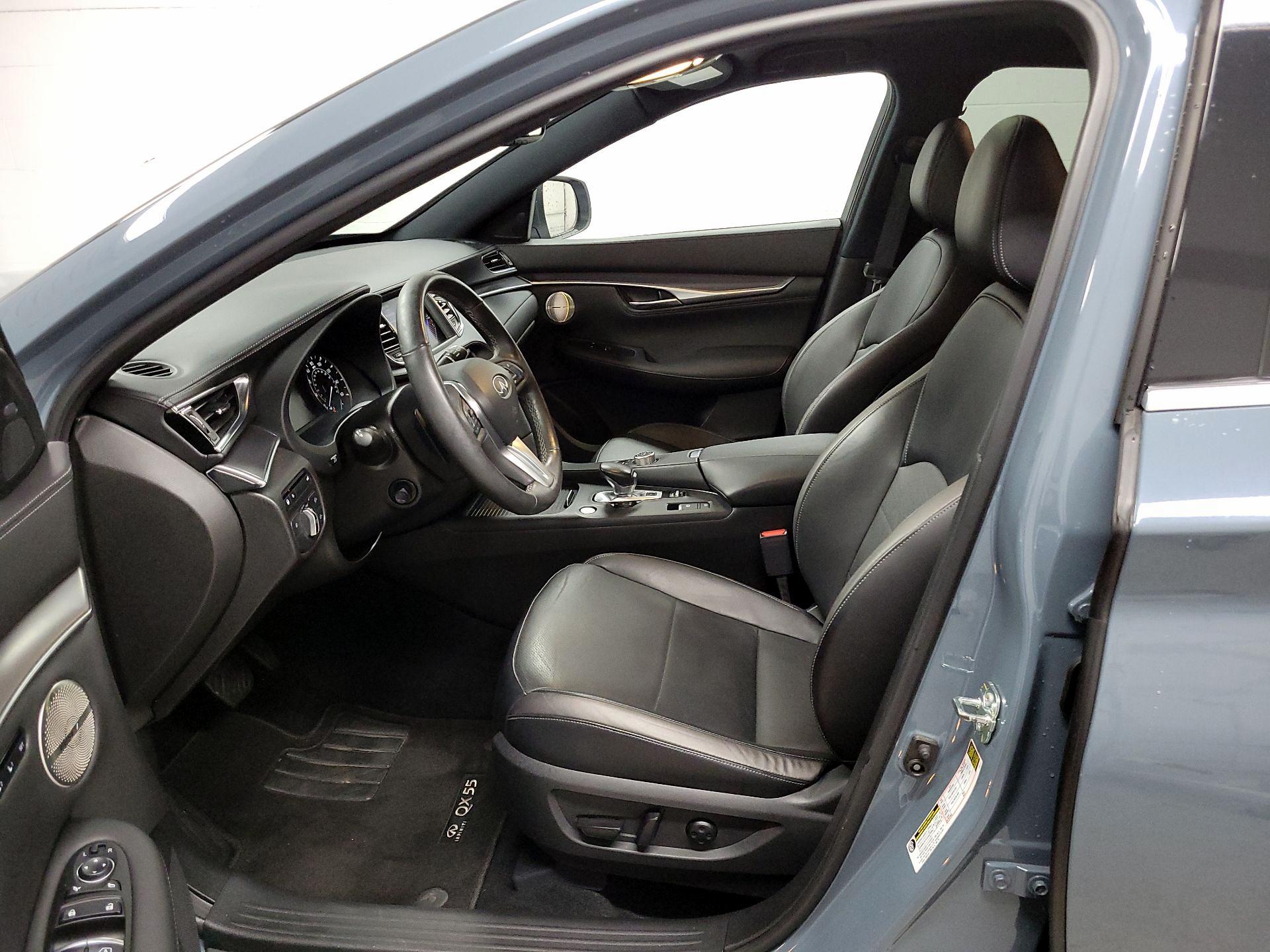 Thumbnail: 2023 INFINITI QX55 - 11