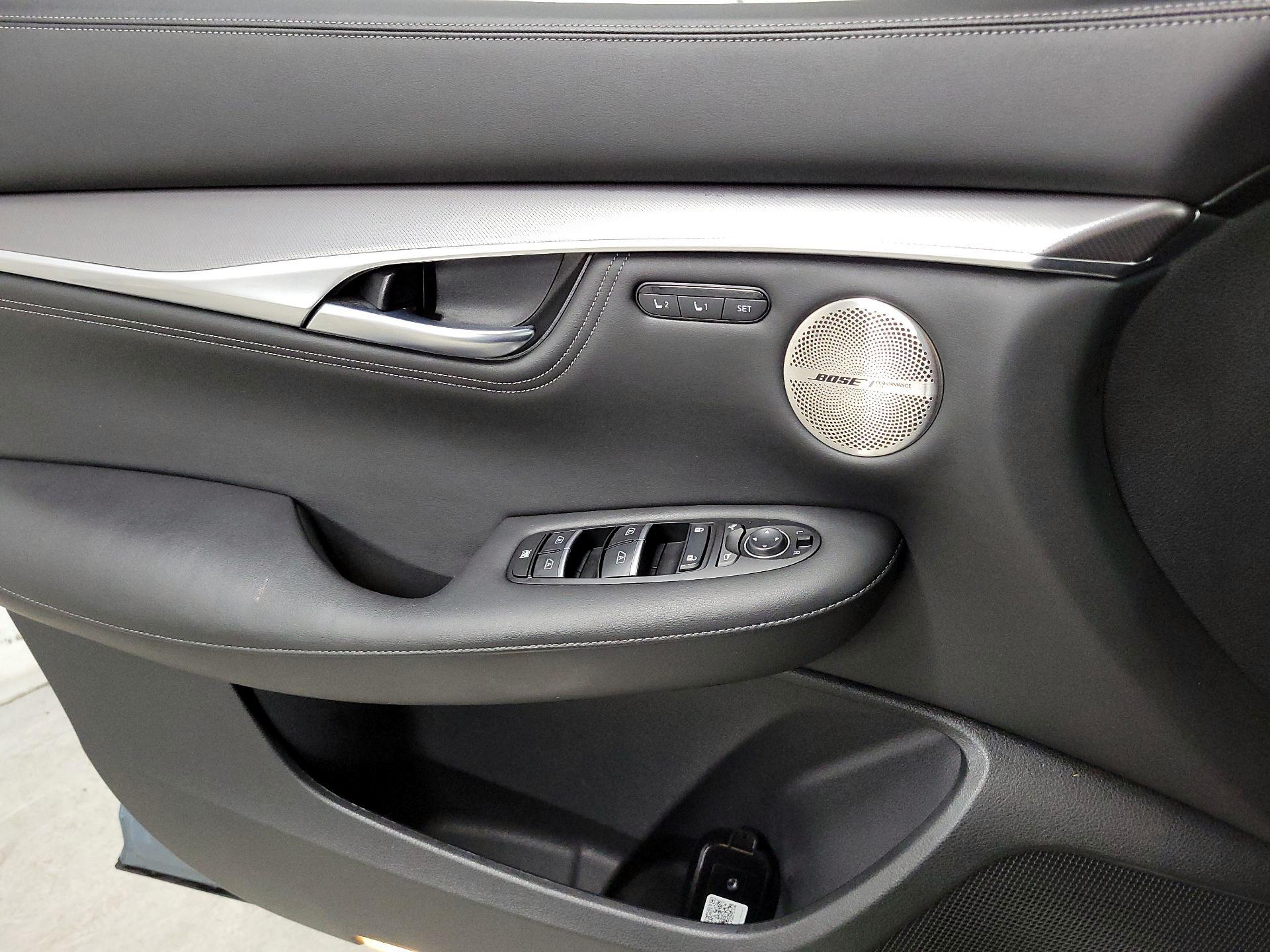 Thumbnail: 2023 INFINITI QX55 - 12