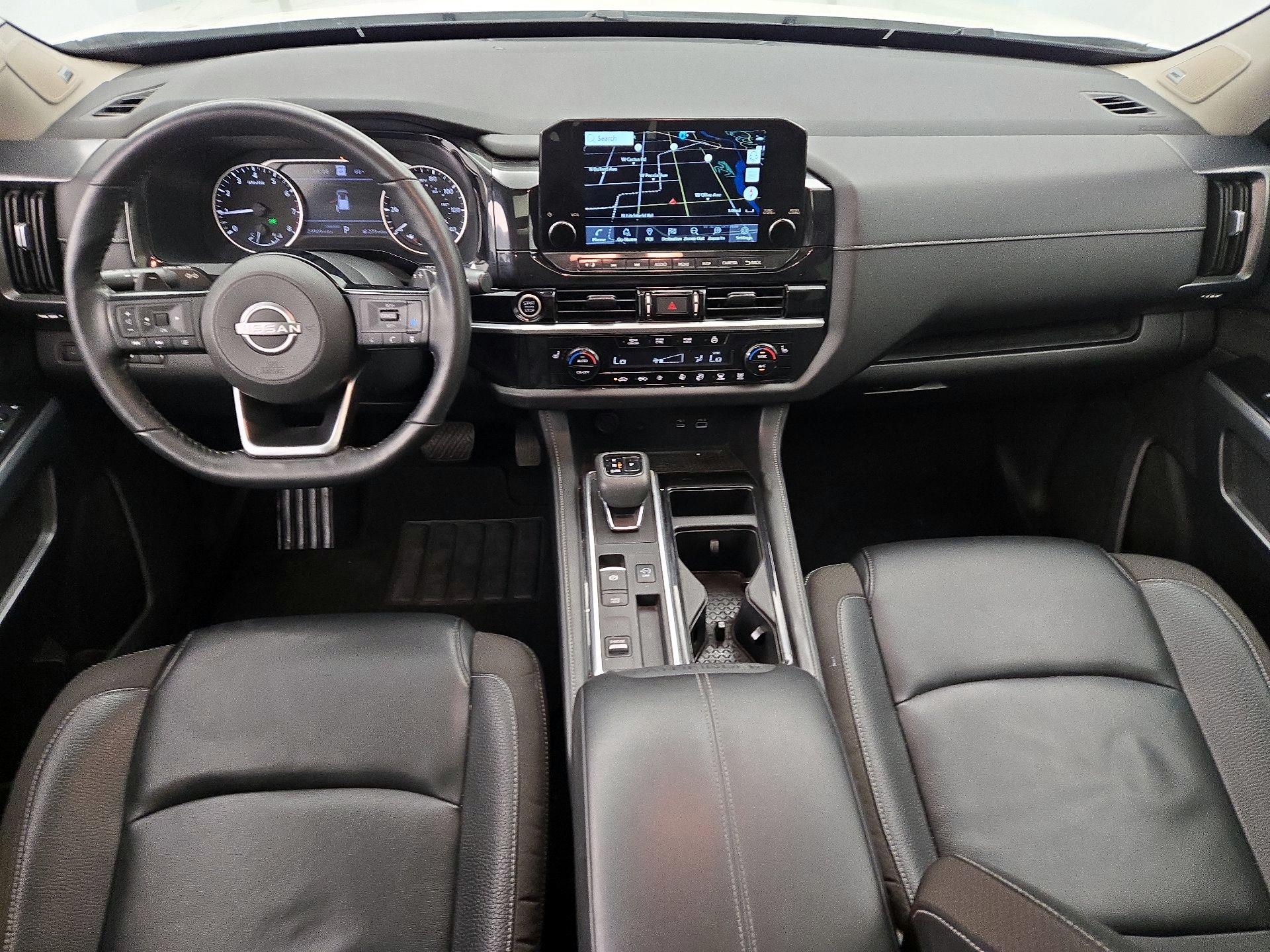Thumbnail: 2023 Nissan Pathfinder - 9